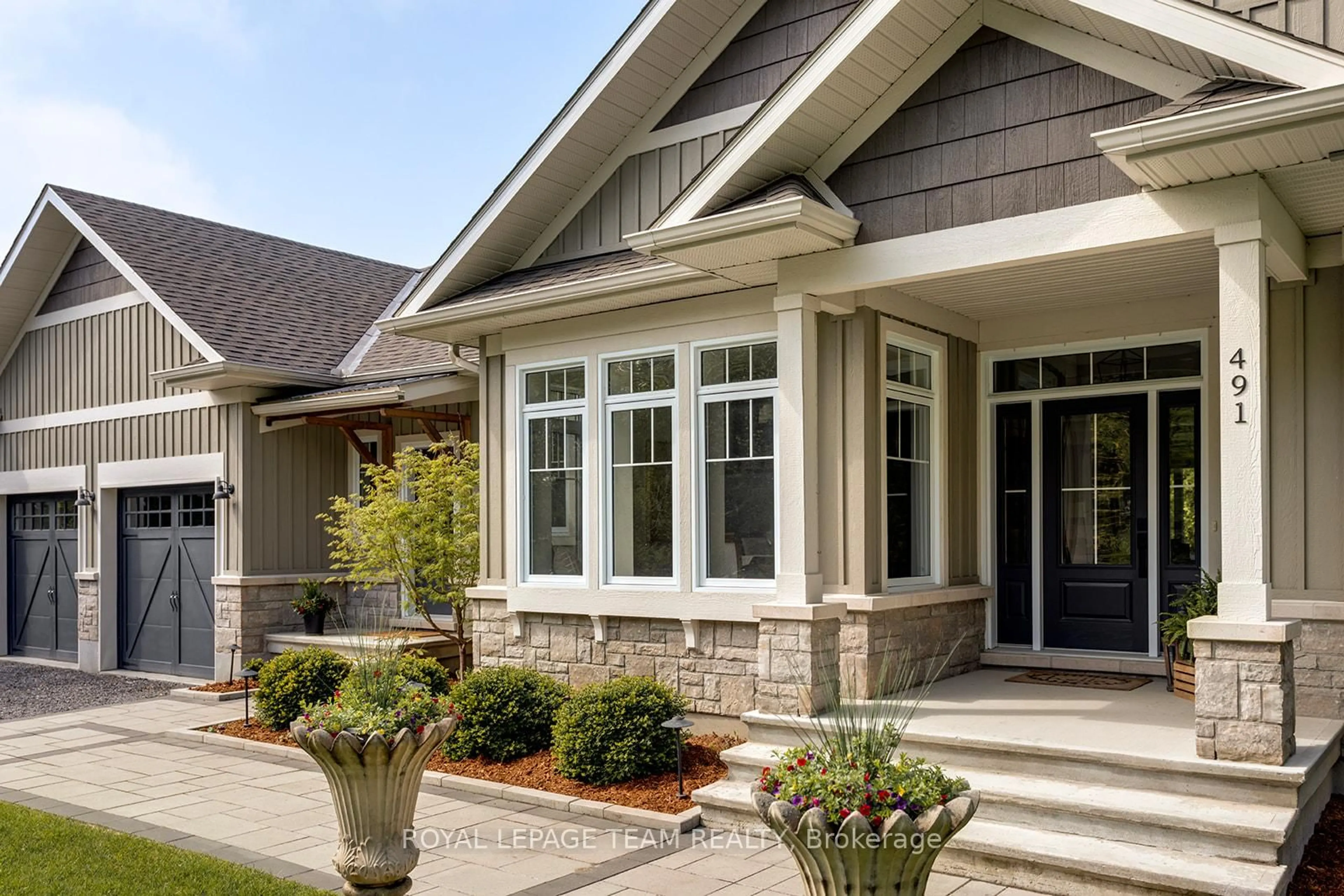Home with vinyl exterior material, street for 491 Sangeet Pl, Richmond Ontario K0A 2Z0