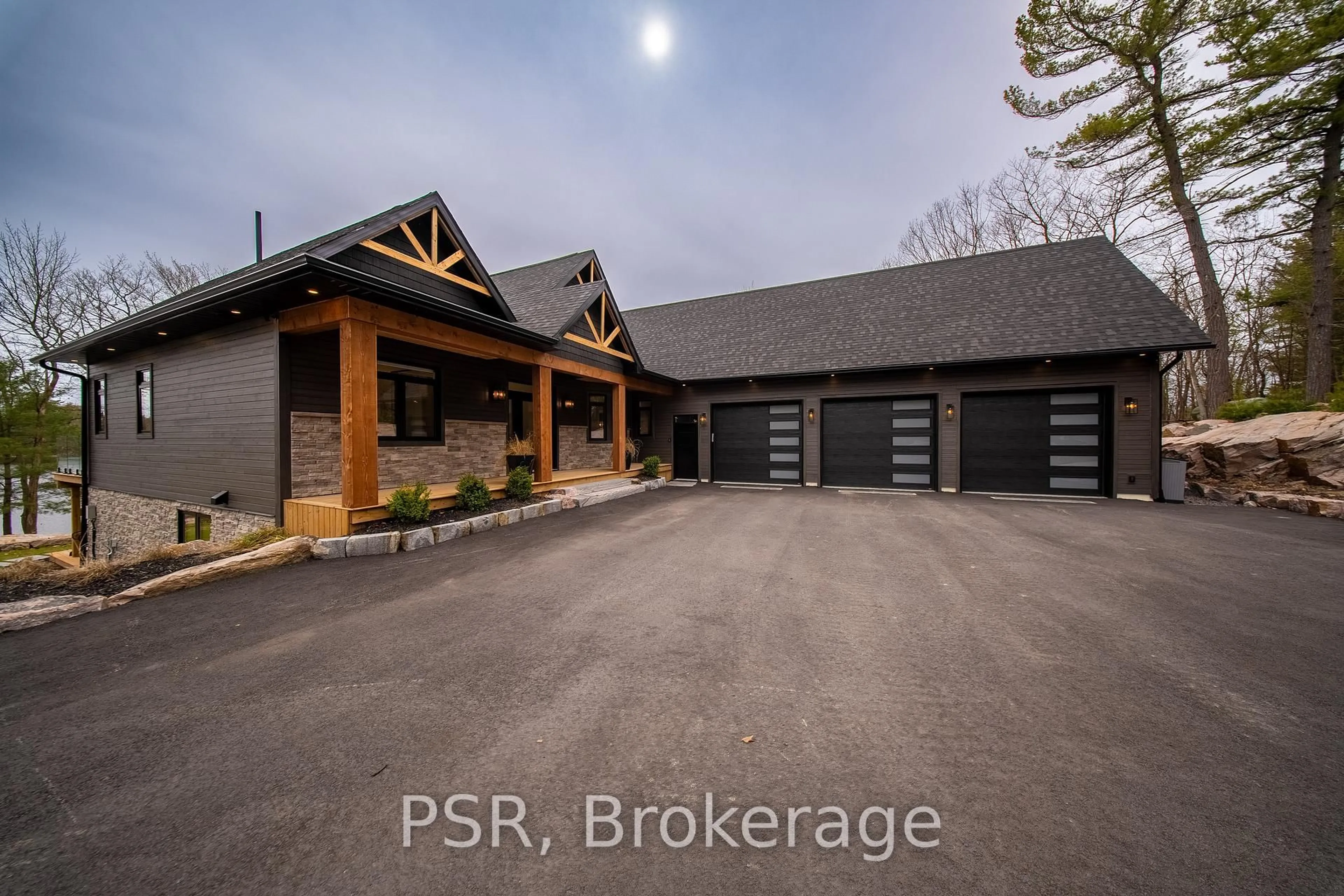 Indoor garage for 40 Calow Rd, Carling Ontario P0G 1G0