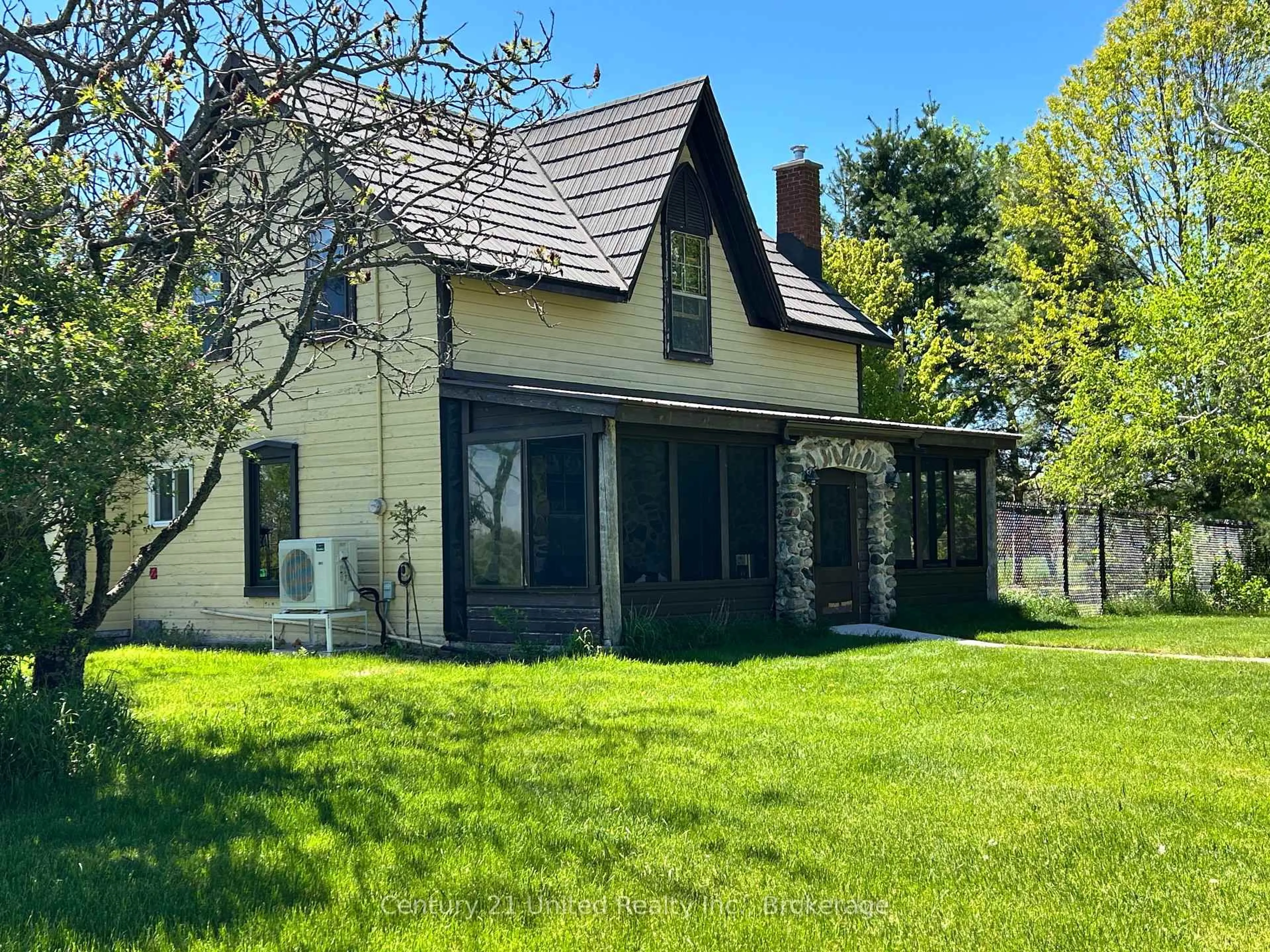 A pic from outside/outdoor area/front of a property/back of a property/a pic from drone, street for 327 Concession Rd 6, Trent Hills Ontario K0K 3K0