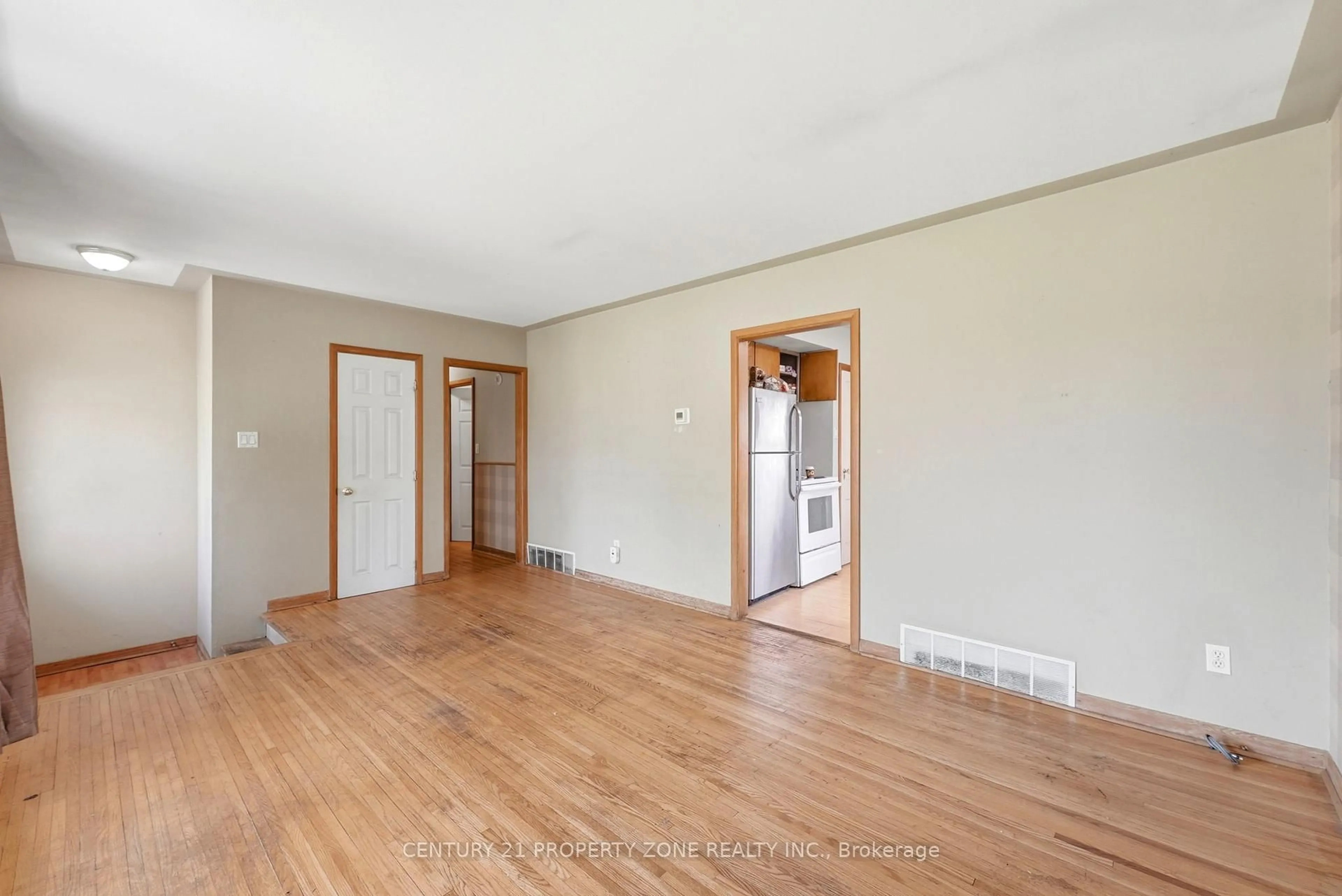 A pic of a room for 1192 KALADAR Dr, London East Ontario N5V 2R5