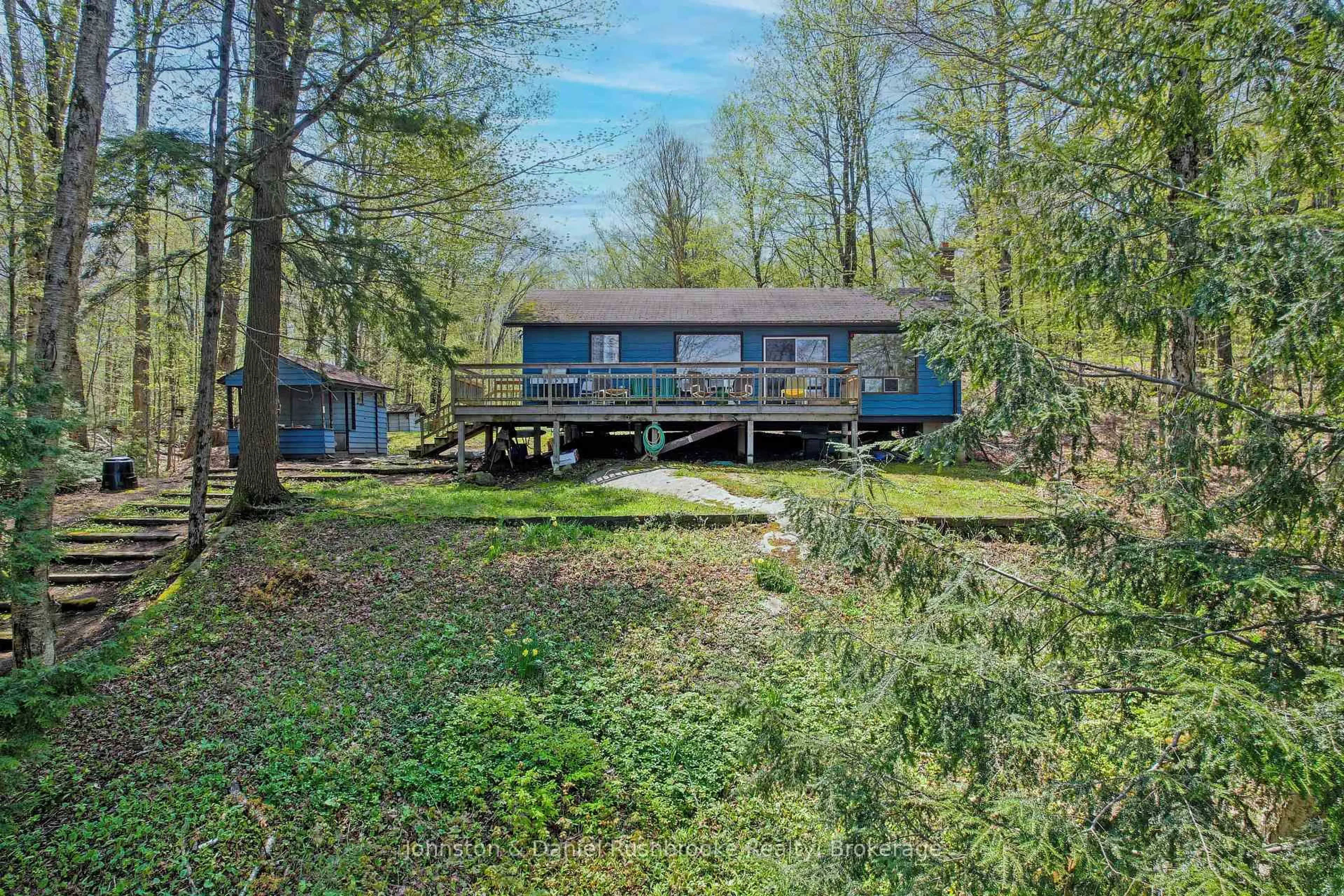 A pic from outside/outdoor area/front of a property/back of a property/a pic from drone, water/lake/river/ocean view for 495 Webster's Lane, Georgian Bay Ontario L0K 1S0