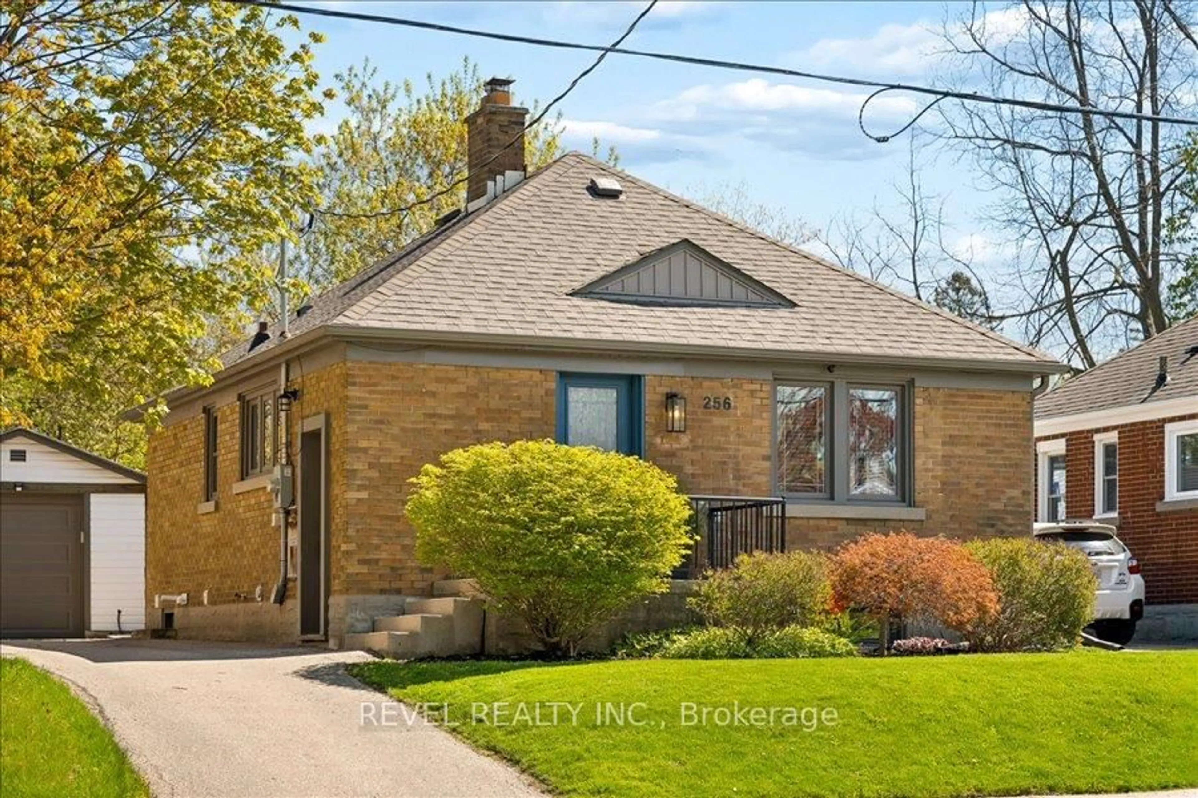 Home with brick exterior material, street for 256 Bowman St, Waterloo Ontario N2J 1W5