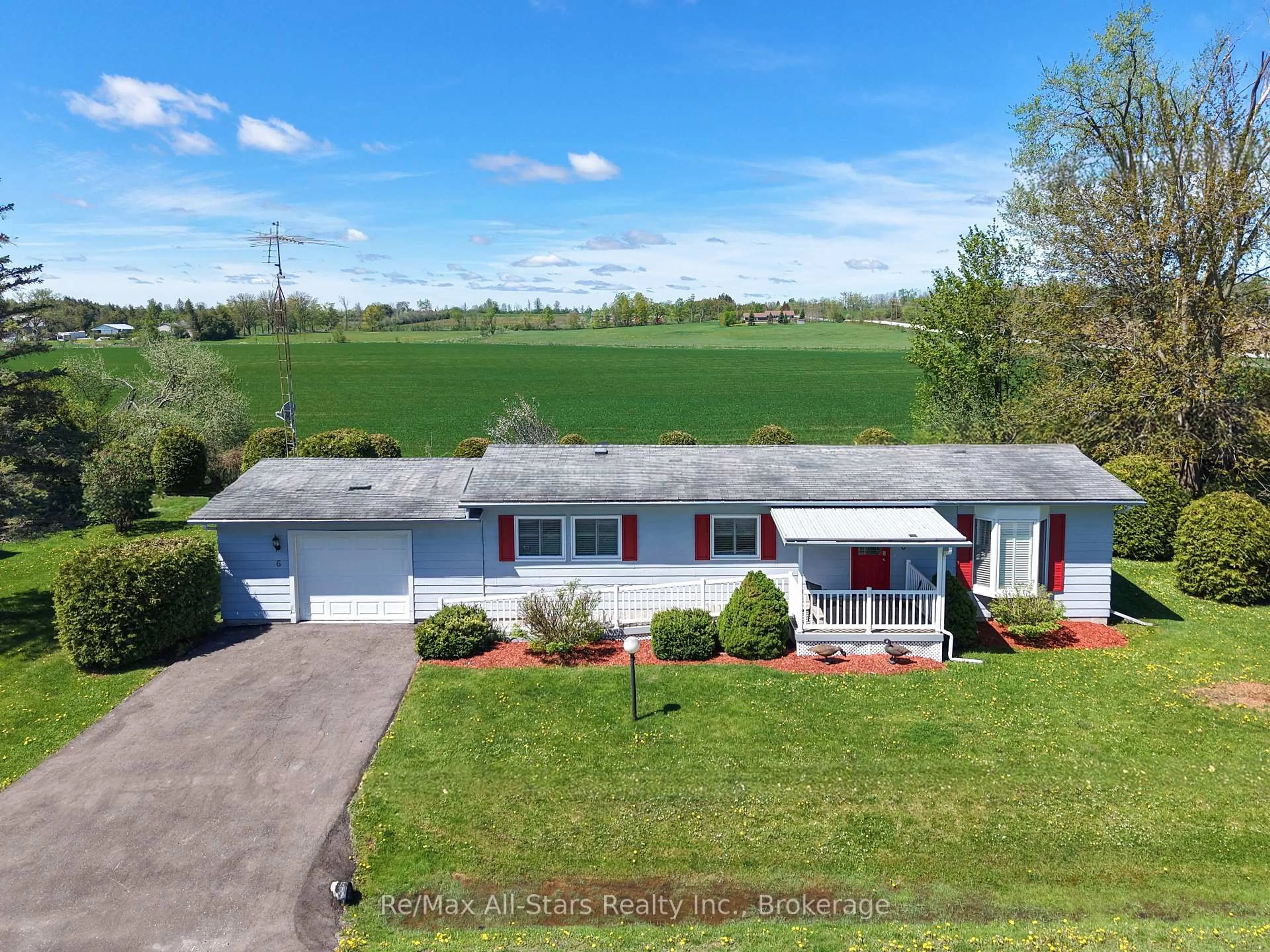 A pic from outside/outdoor area/front of a property/back of a property/a pic from drone, unknown for 6 Vista Dr, Kawartha Lakes Ontario K9V 4R1