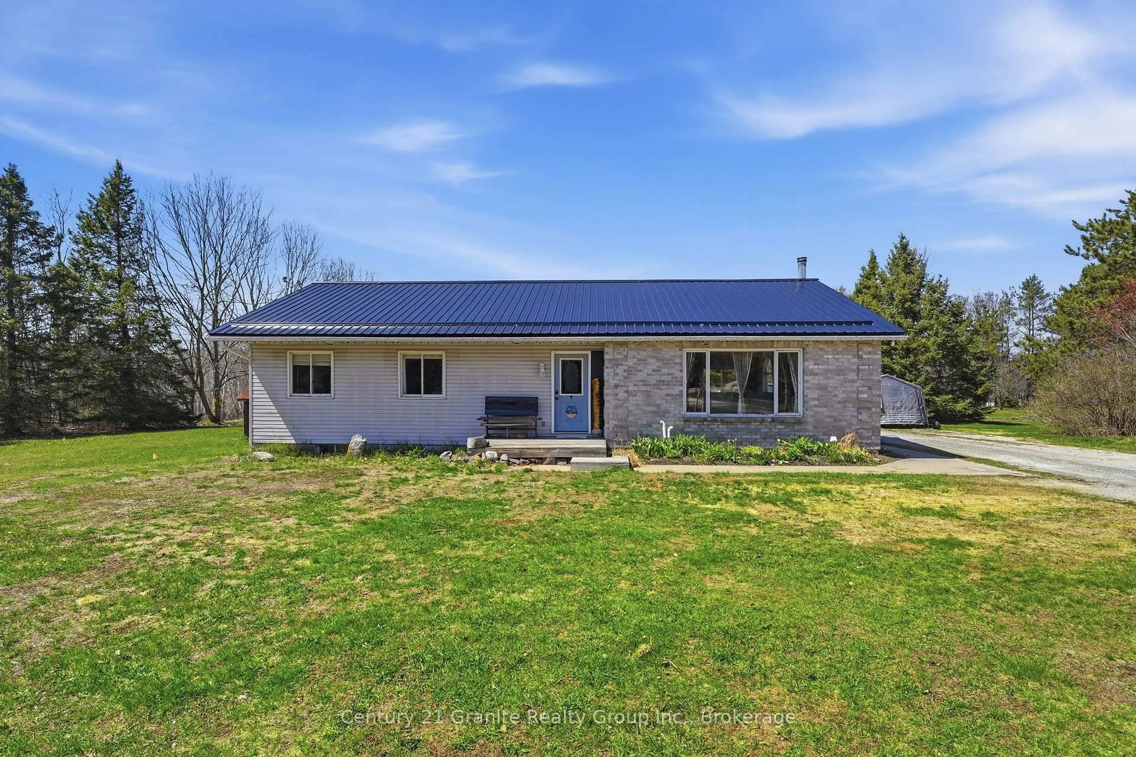 A pic from outside/outdoor area/front of a property/back of a property/a pic from drone, building for 1373 Eagle Lake Rd, Dysart et al Ontario K0M 1S0