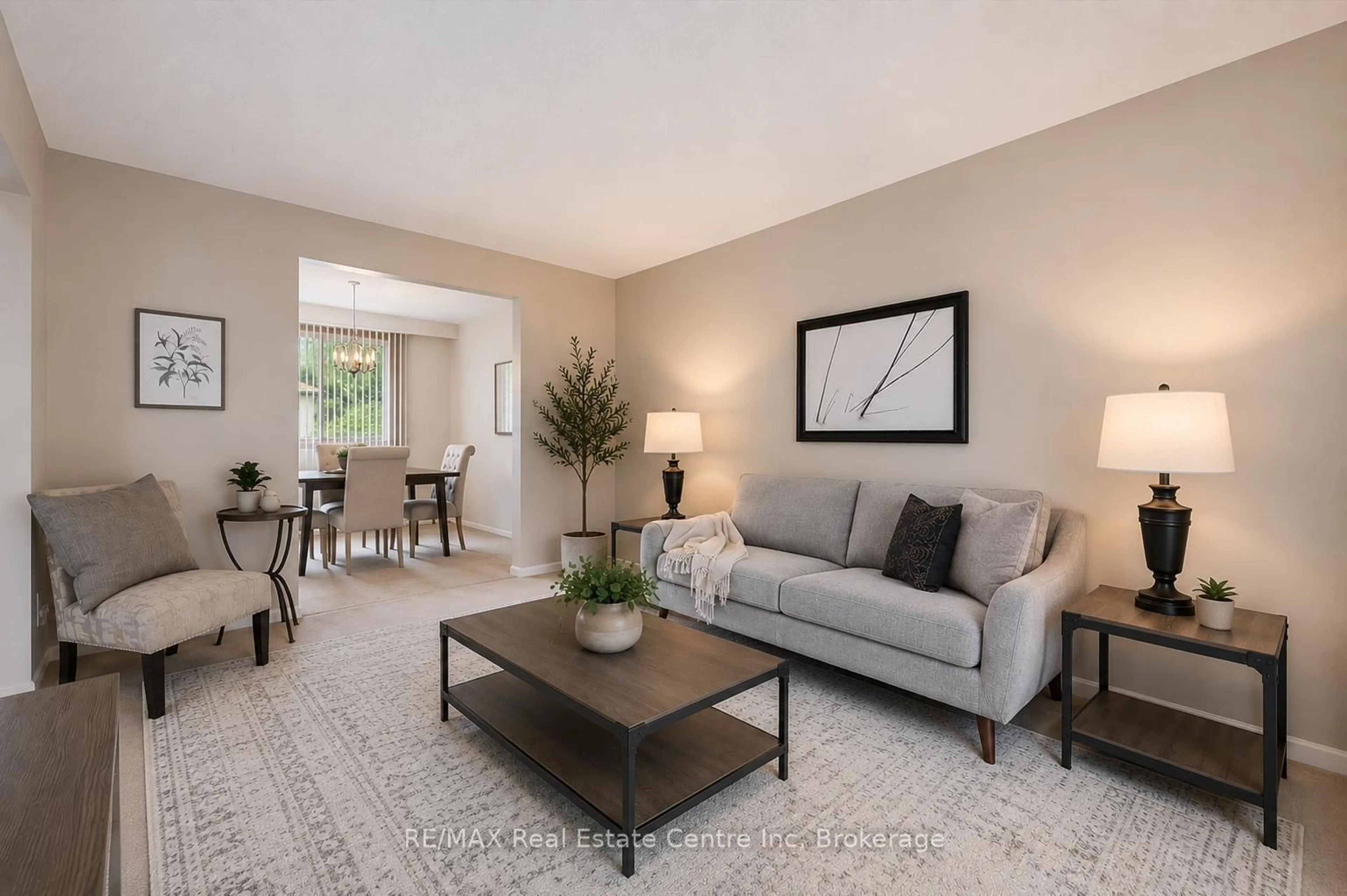 Living room with furniture, unknown for 17 Glenda Crt, Guelph Ontario N1H 6V6