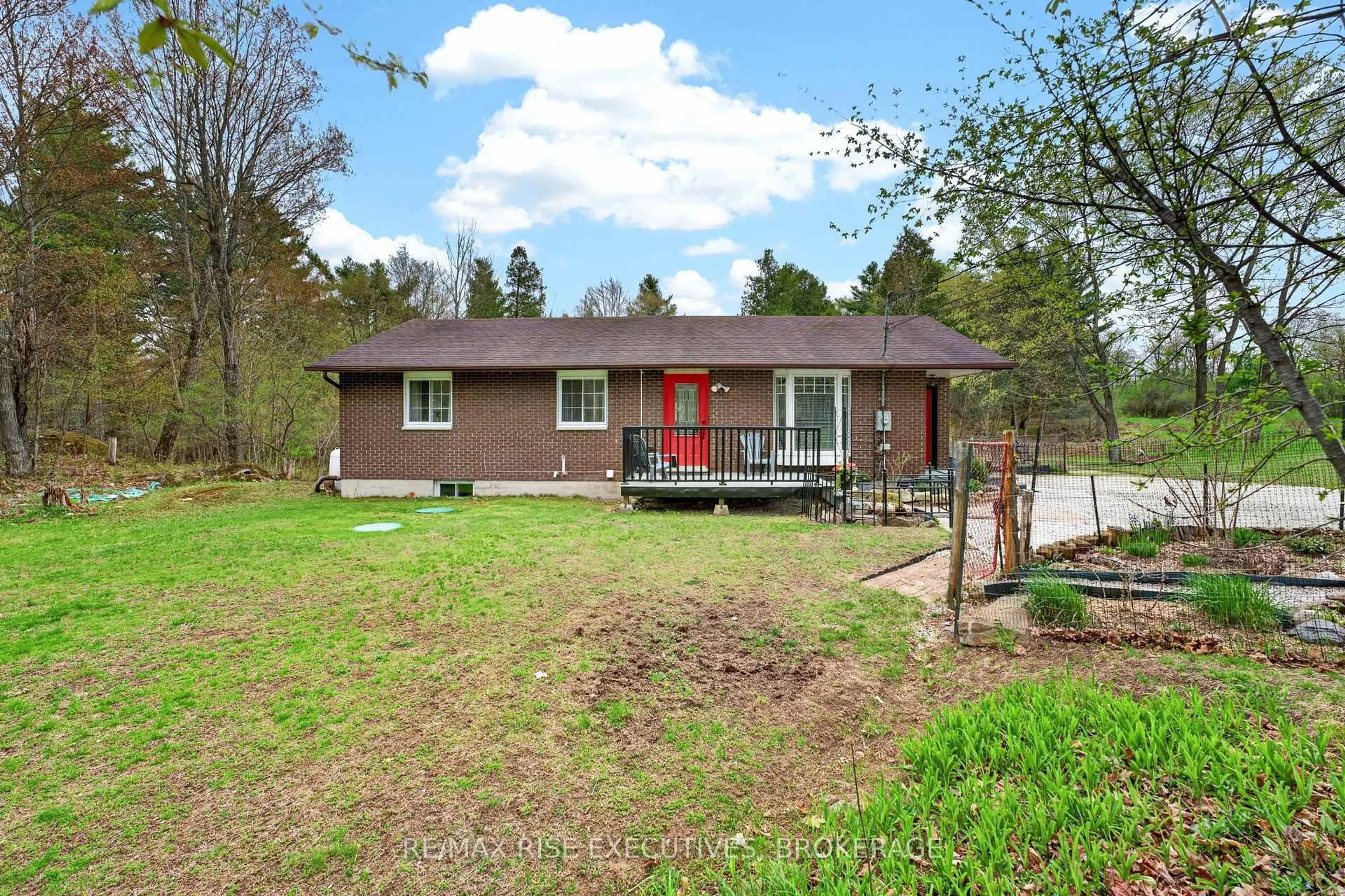 Unknown for 2405 Rideau Ferry Rd, Perth Ontario K7H 3C7