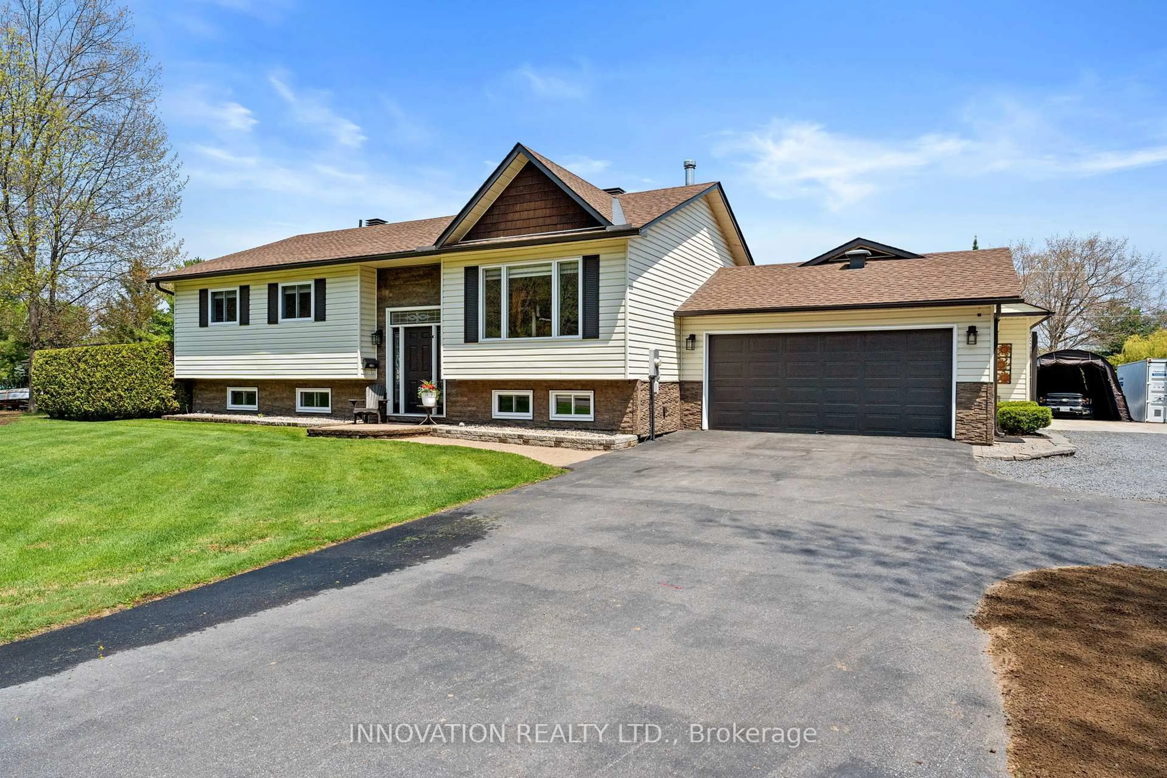 Unknown for 102 Fireside Dr, Ottawa Ontario K0A 3M0