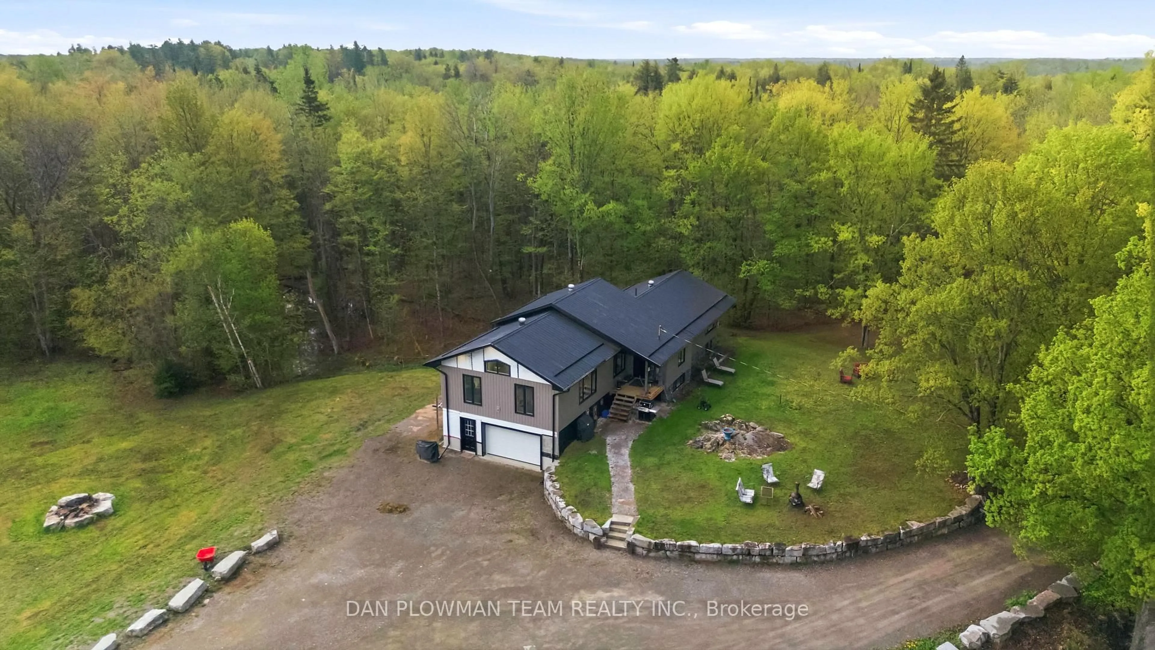A pic from outside/outdoor area/front of a property/back of a property/a pic from drone, unknown for 377 Balmer Rd, North Kawartha Ontario K0L 1A0