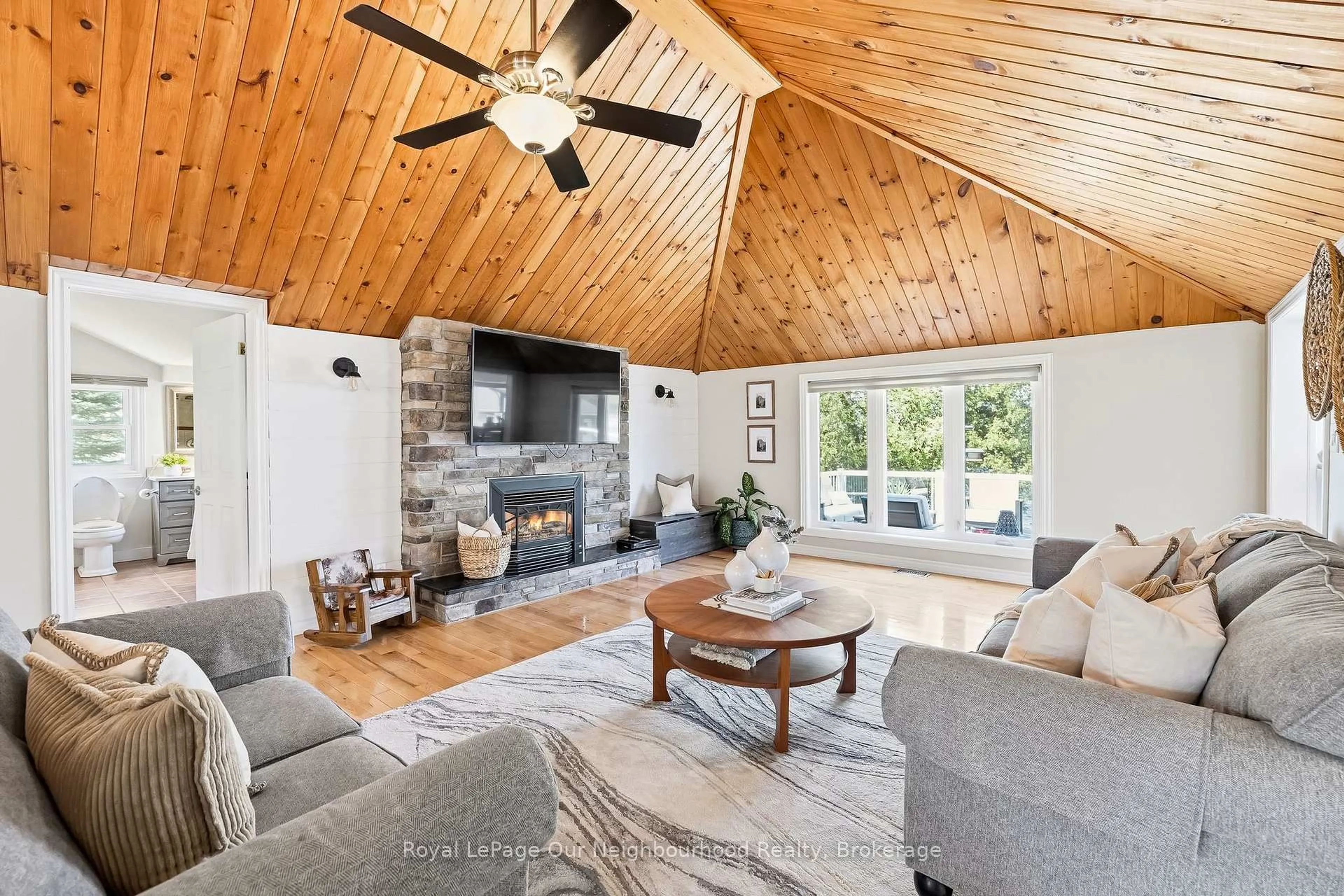 Living room with furniture, unknown for 1354 Island View Dr, Selwyn Ontario K0L 1T0