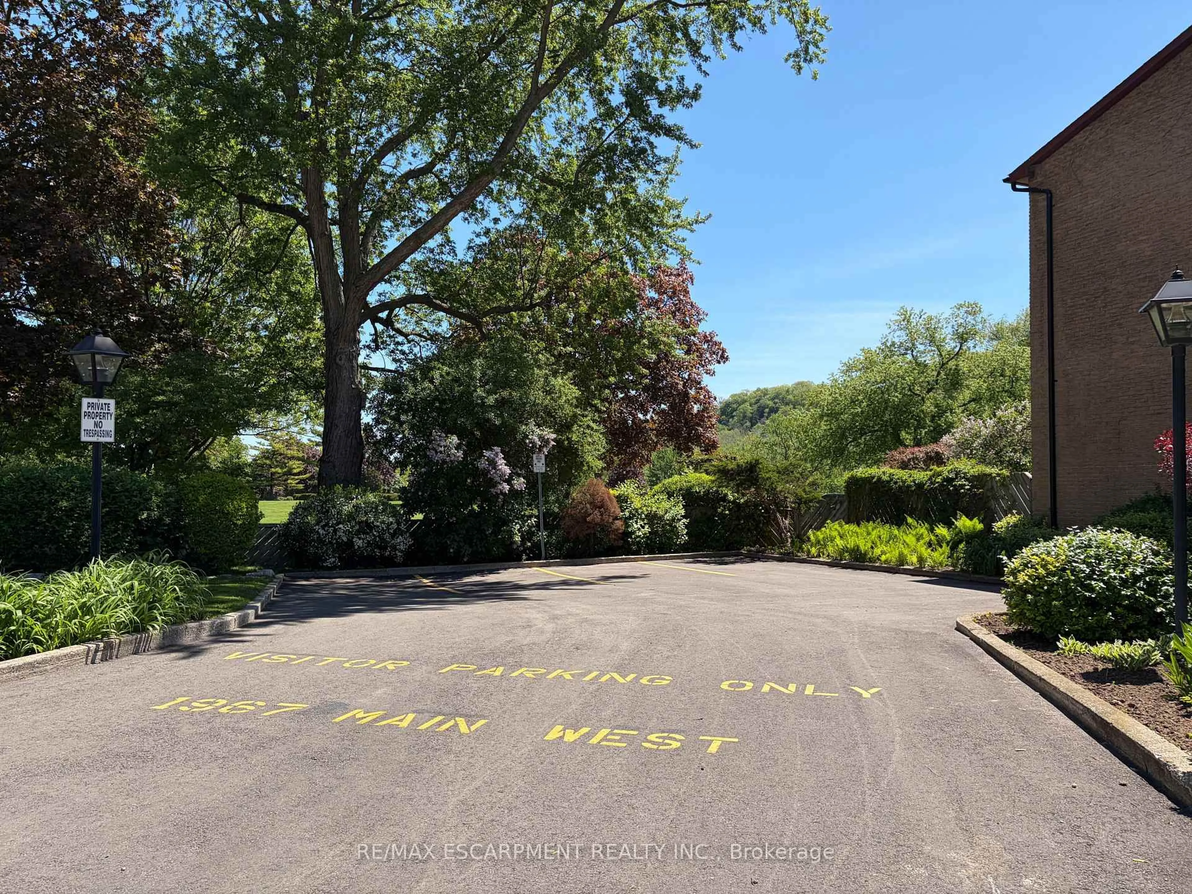 A pic from outside/outdoor area/front of a property/back of a property/a pic from drone, street for 1967 Main St #7, Hamilton Ontario L8S 4P4