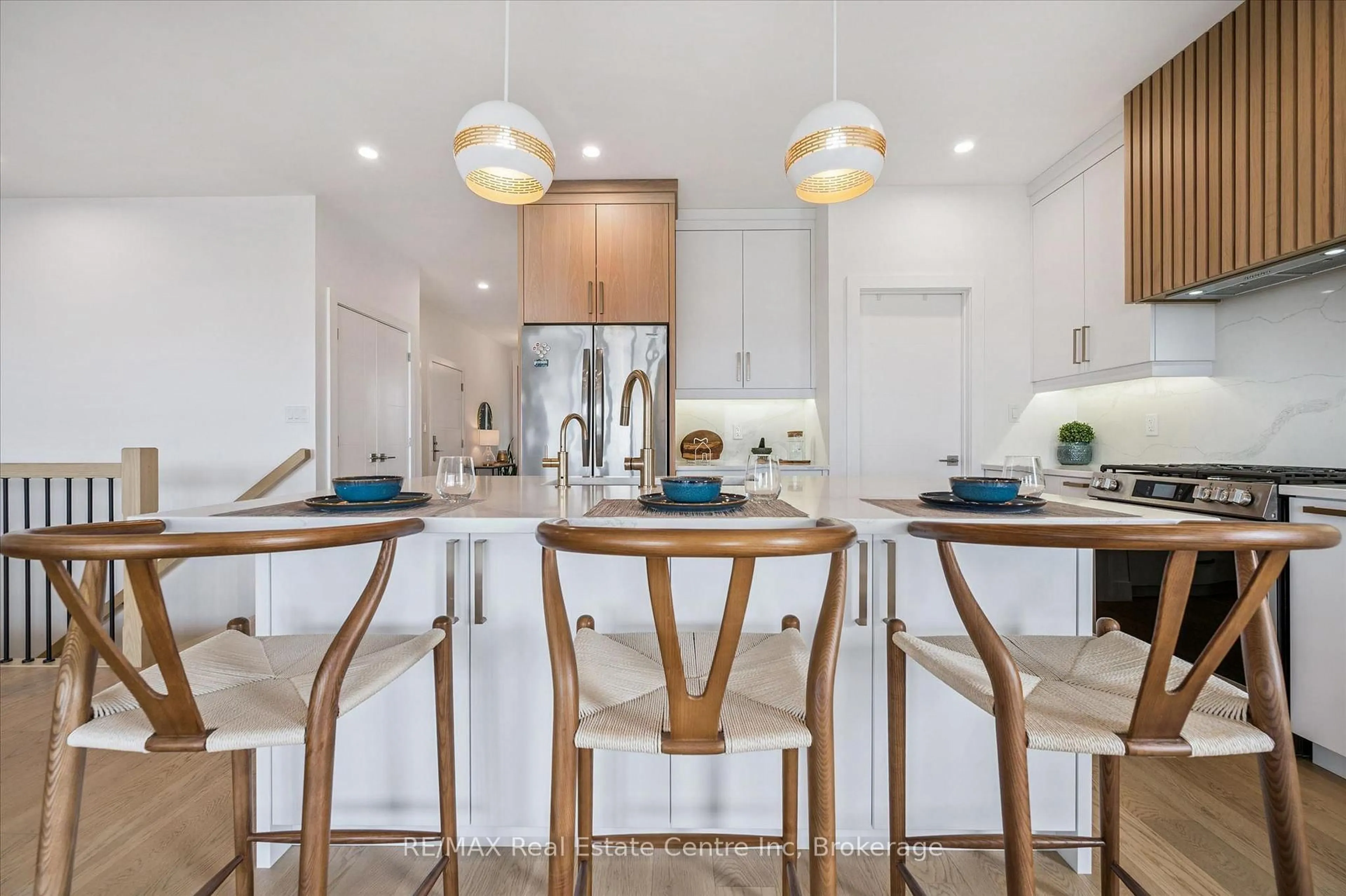 Open concept kitchen, unknown for 14 Faith Dr, Mapleton Ontario N0G 1P0