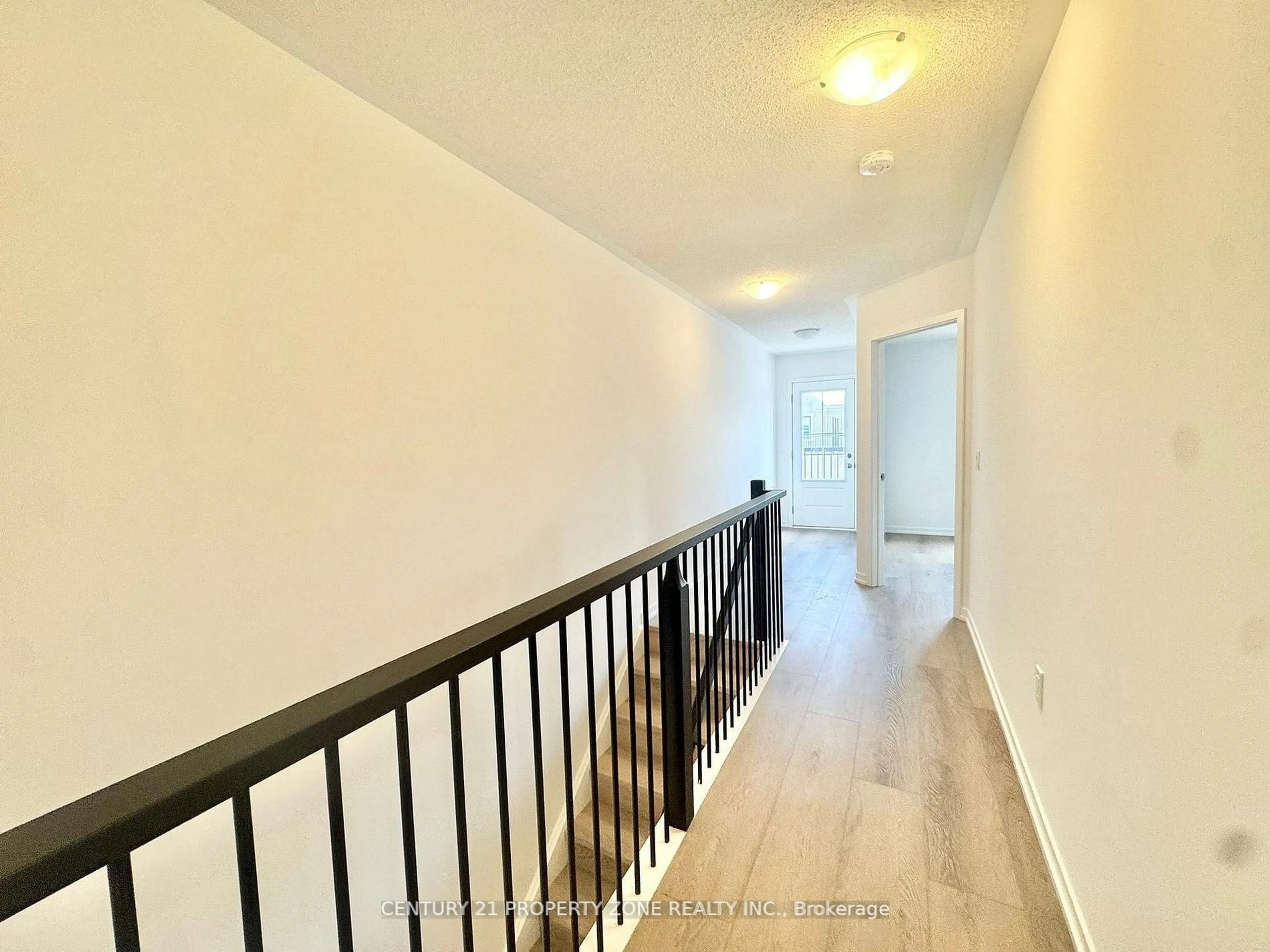 A pic of a room for 49 Kingbird Common, Cambridge Ontario N1R 5S2