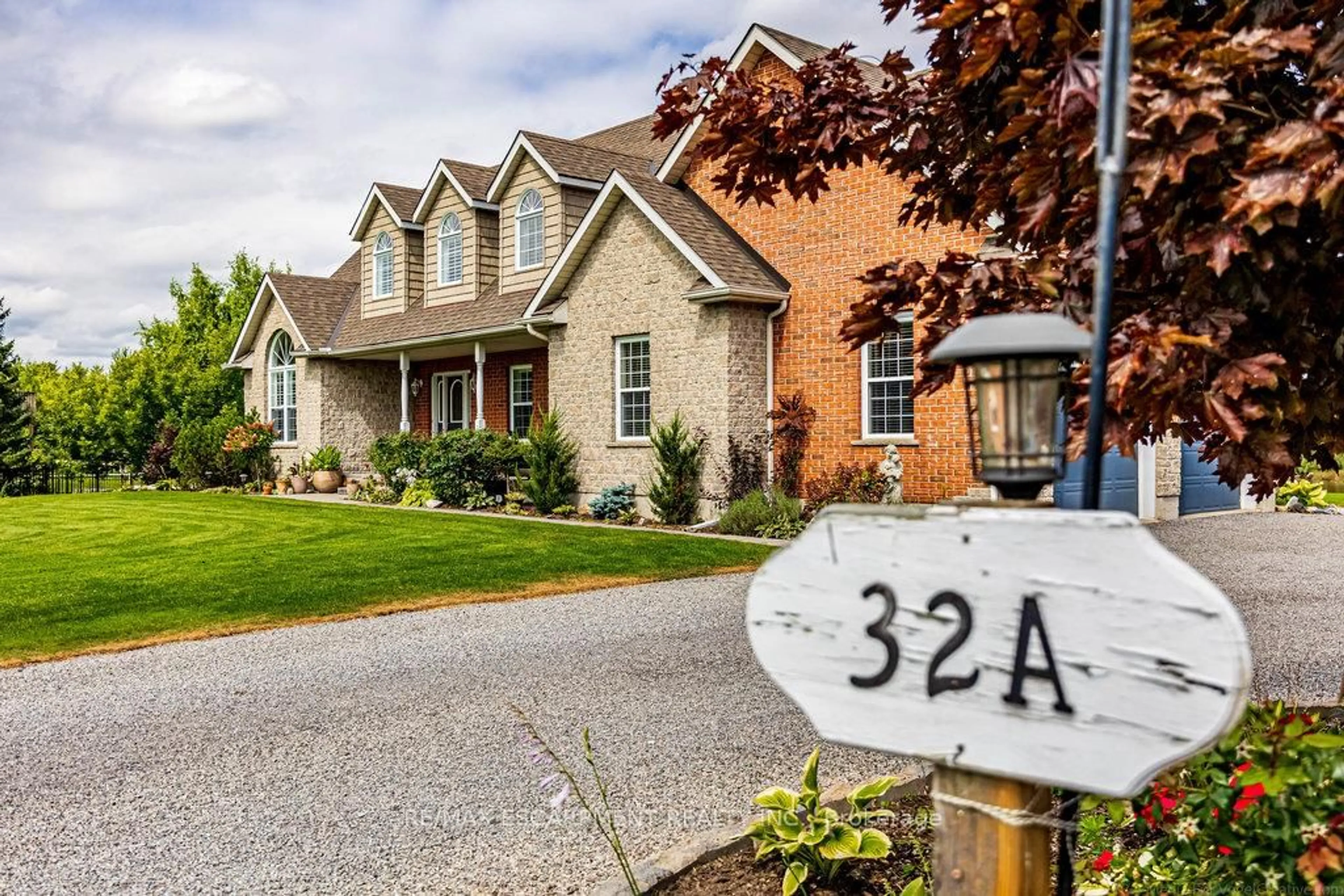Home with brick exterior material, street for 32A Haldimand Tr, Haldimand Ontario N1A 1W9