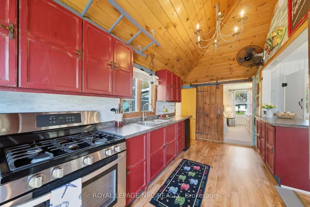 12235 Lakeshore Rd, Wainfleet 5