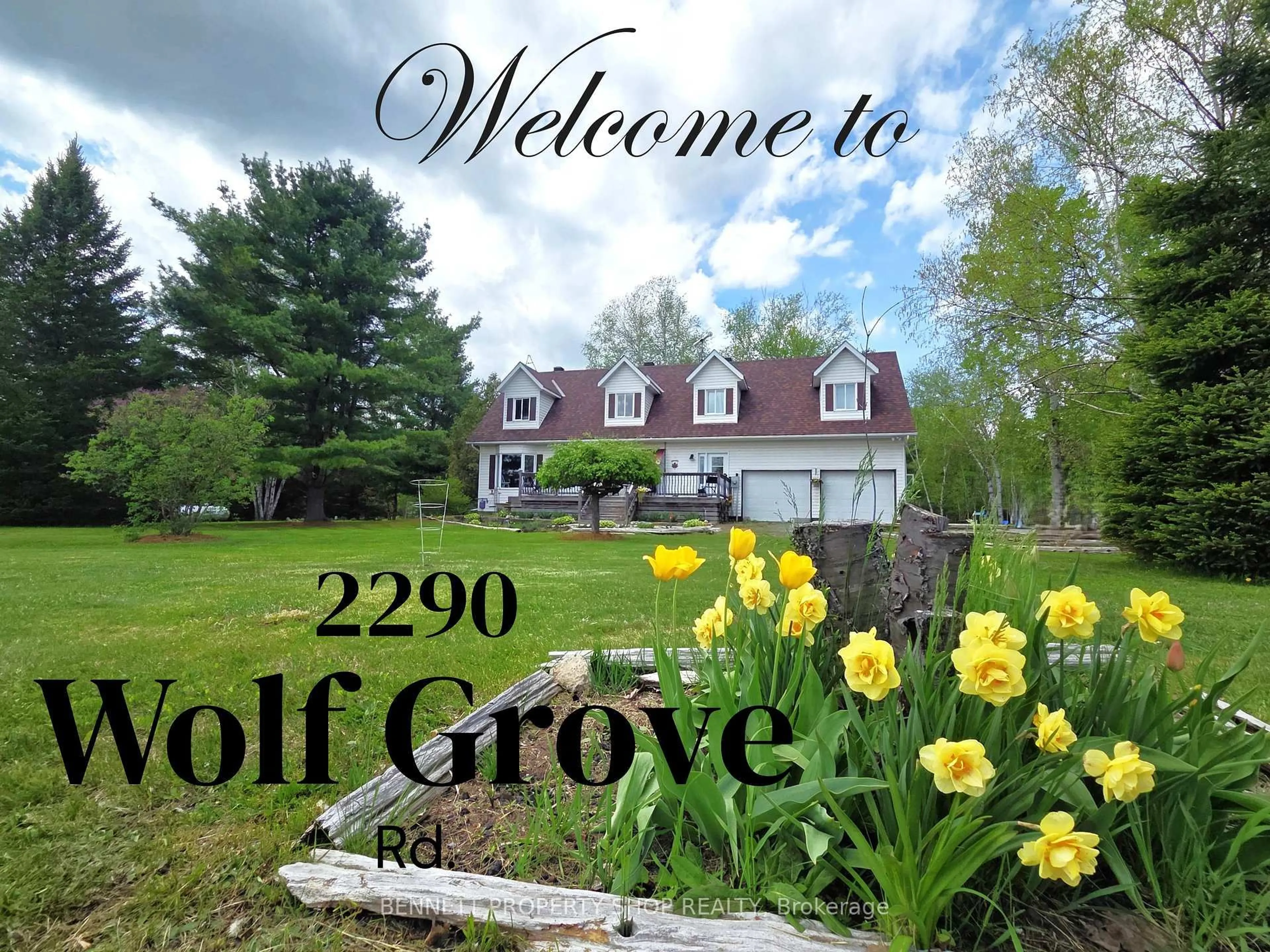 A pic from outside/outdoor area/front of a property/back of a property/a pic from drone, street for 2290 Wolf Grove Rd, Almonte Ontario K0A 1A0