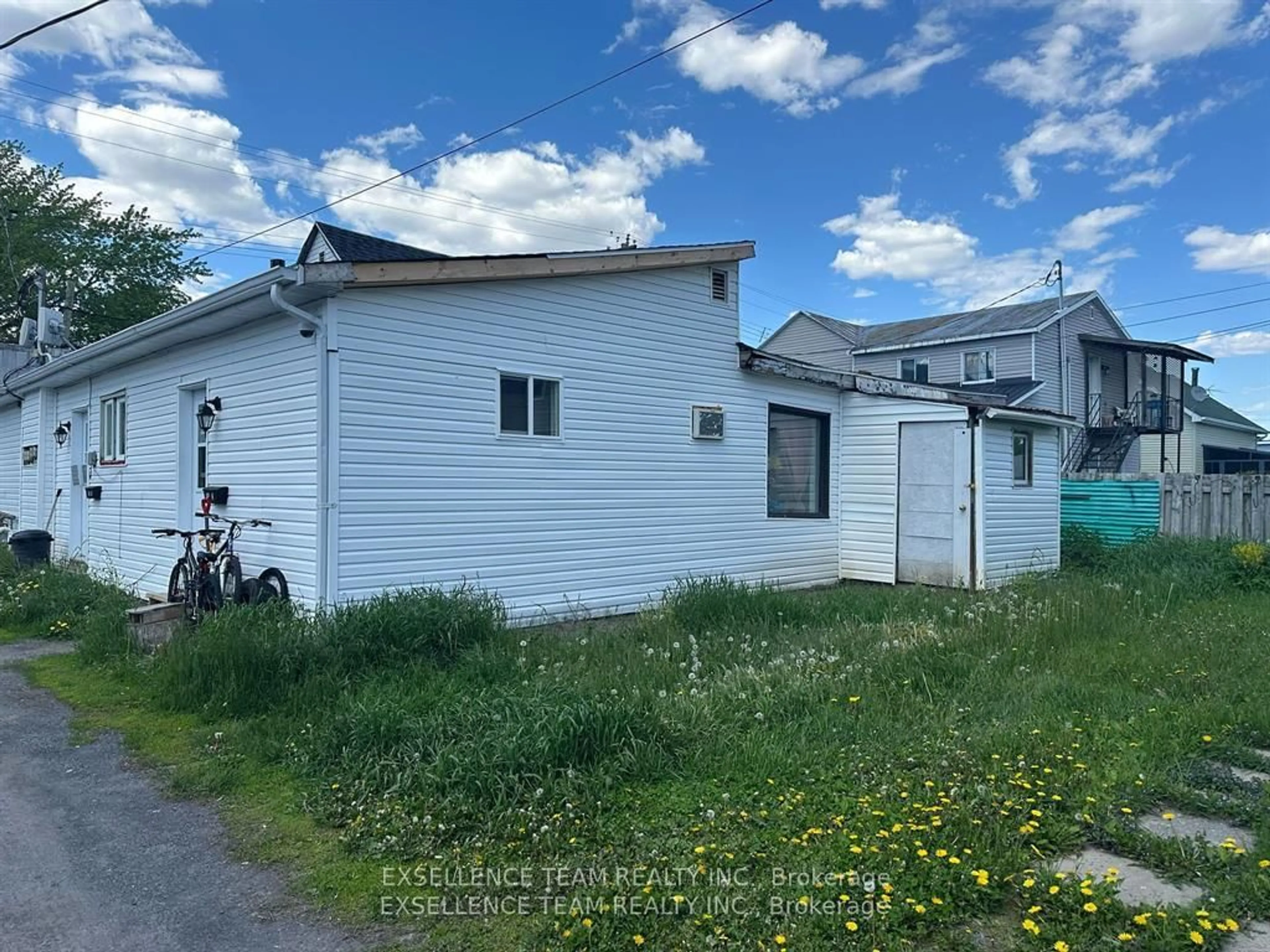 Shed for 28 Lochiel Rd, North Glengarry Ontario K0C 1A0