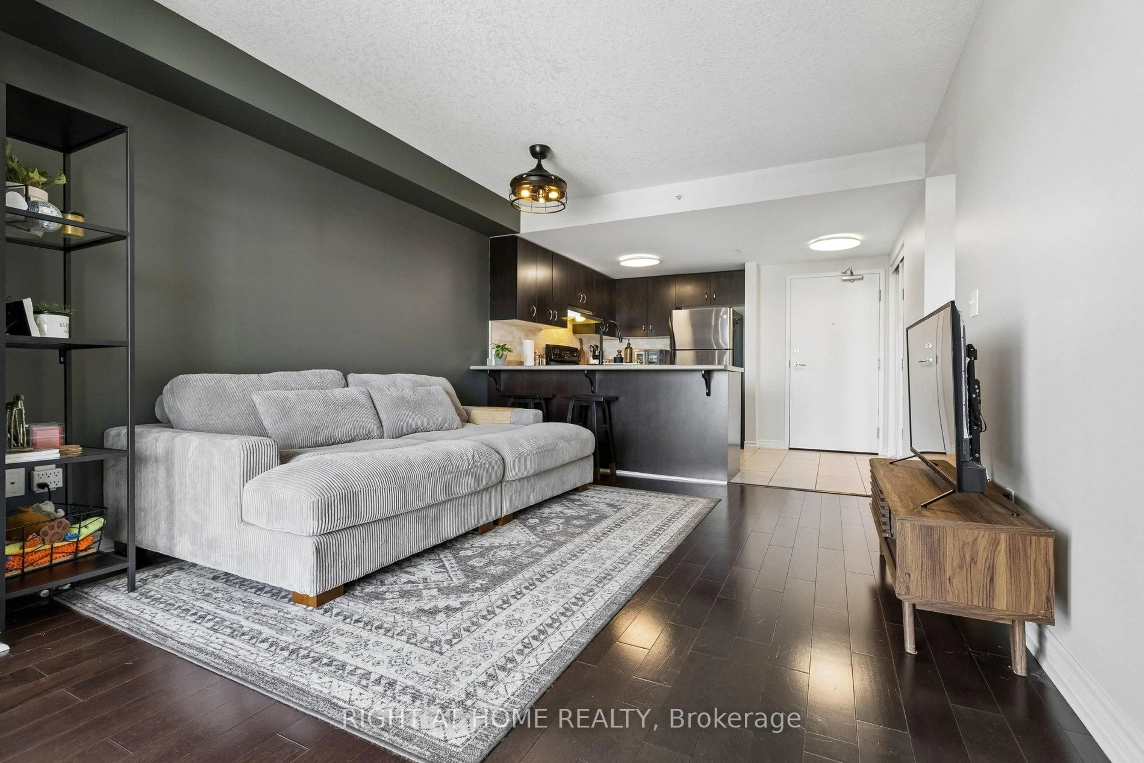 Living room with furniture, unknown for 37 Goodwin Dr, Guelph Ontario N1L 0E6