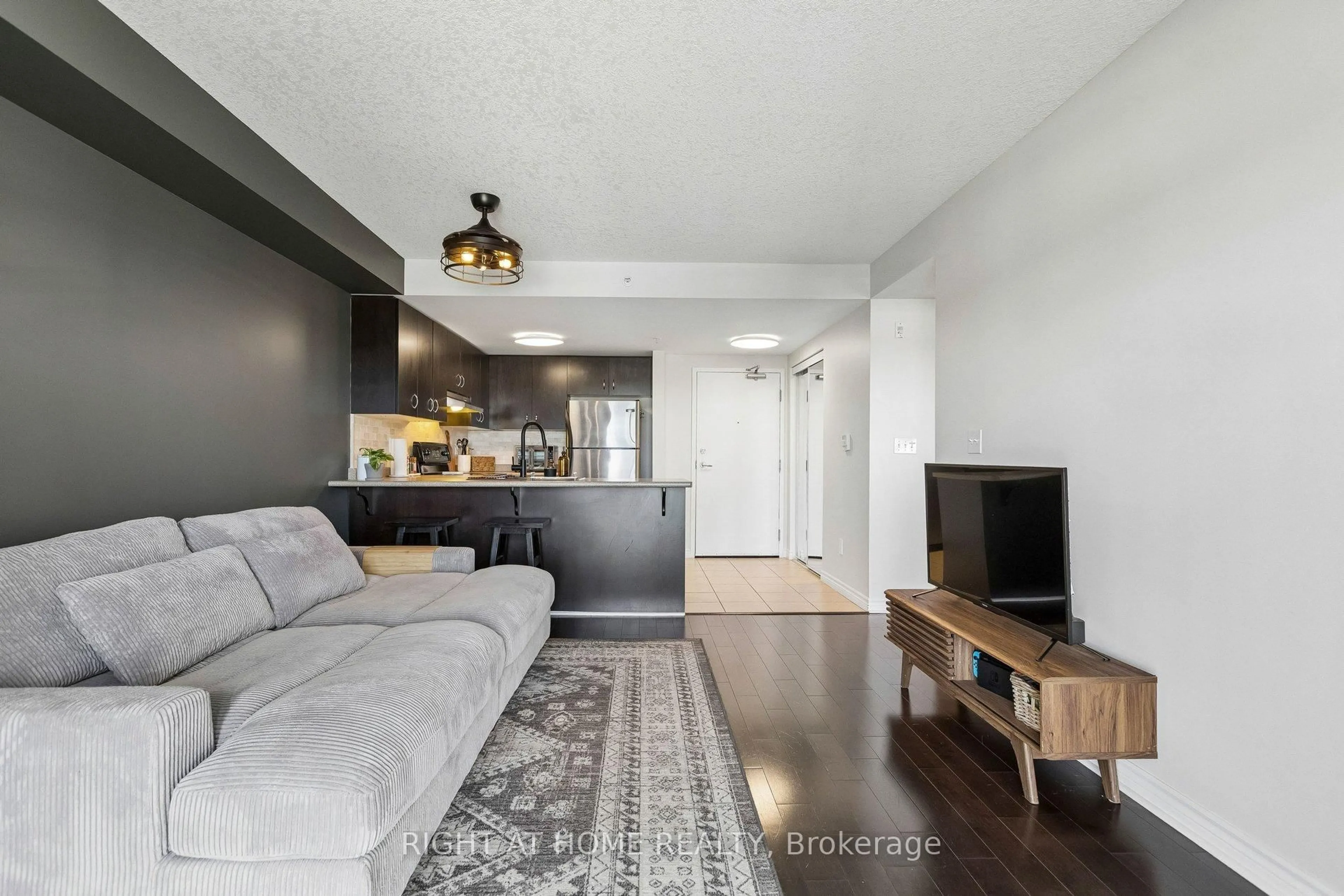 Living room with furniture, unknown for 37 Goodwin Dr, Guelph Ontario N1L 0E6
