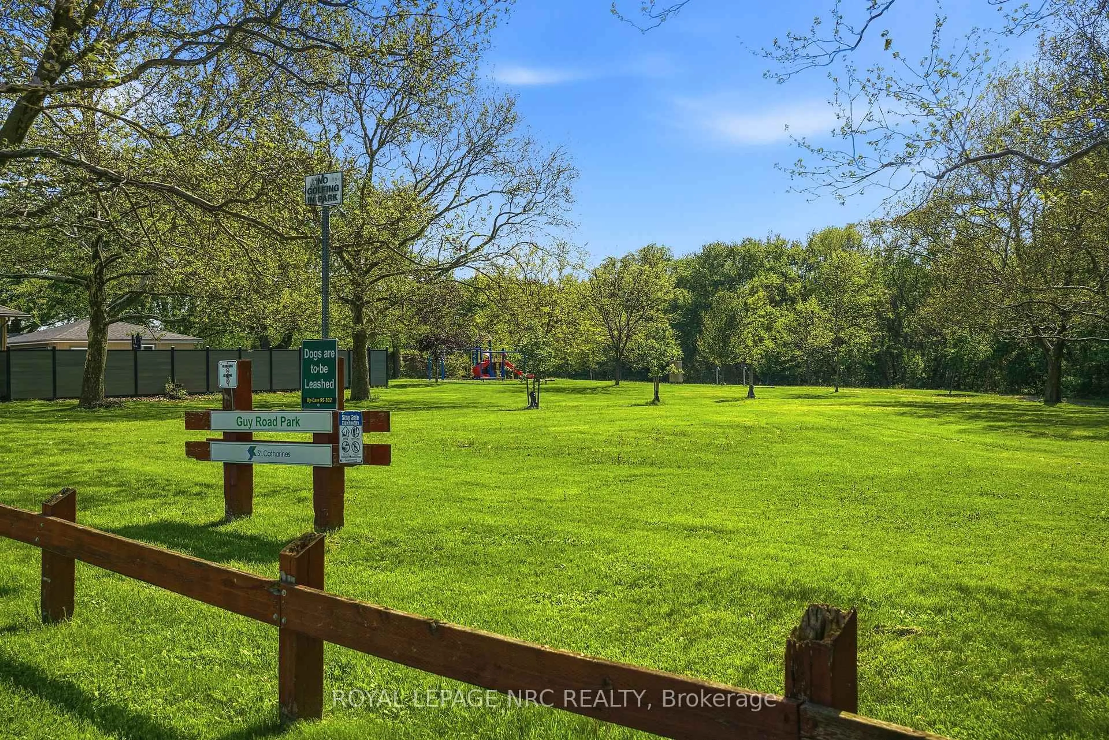 A pic from outside/outdoor area/front of a property/back of a property/a pic from drone, forest/trees view for 66 Duncan Dr, St. Catharines Ontario L2N 3P4