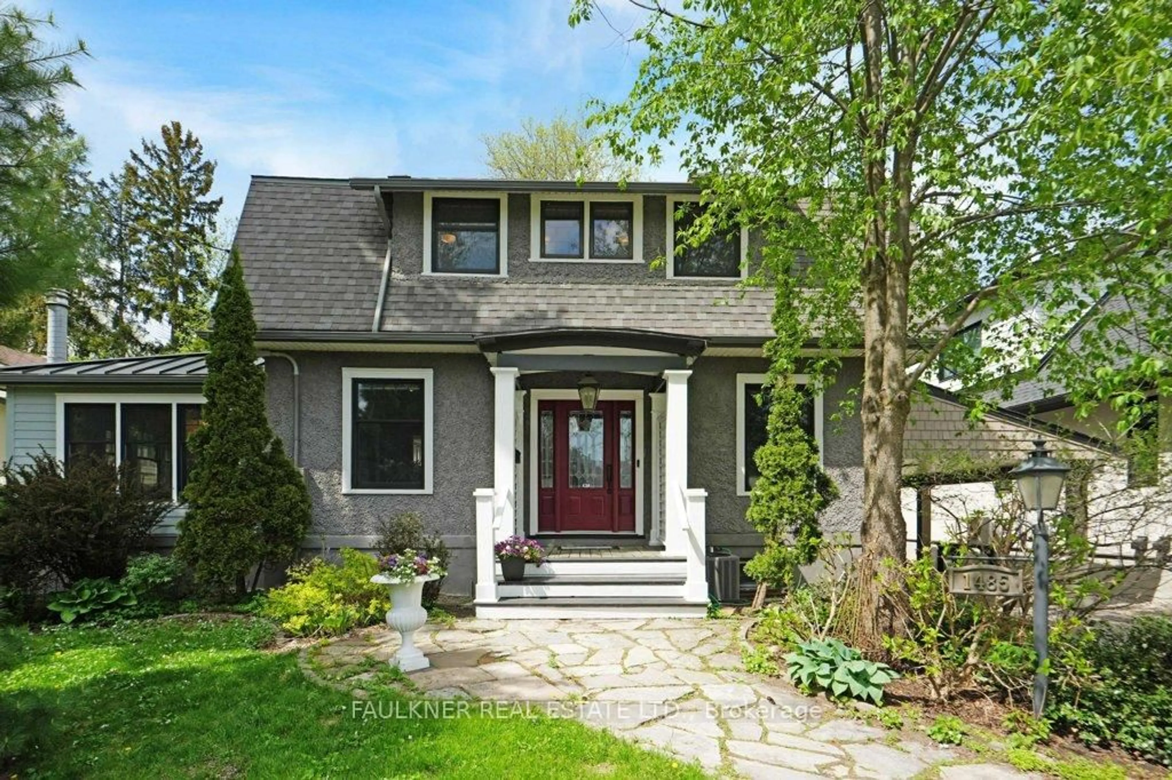 Home with brick exterior material, street for 1485 Caton St, Ottawa Ontario K1H 6J3