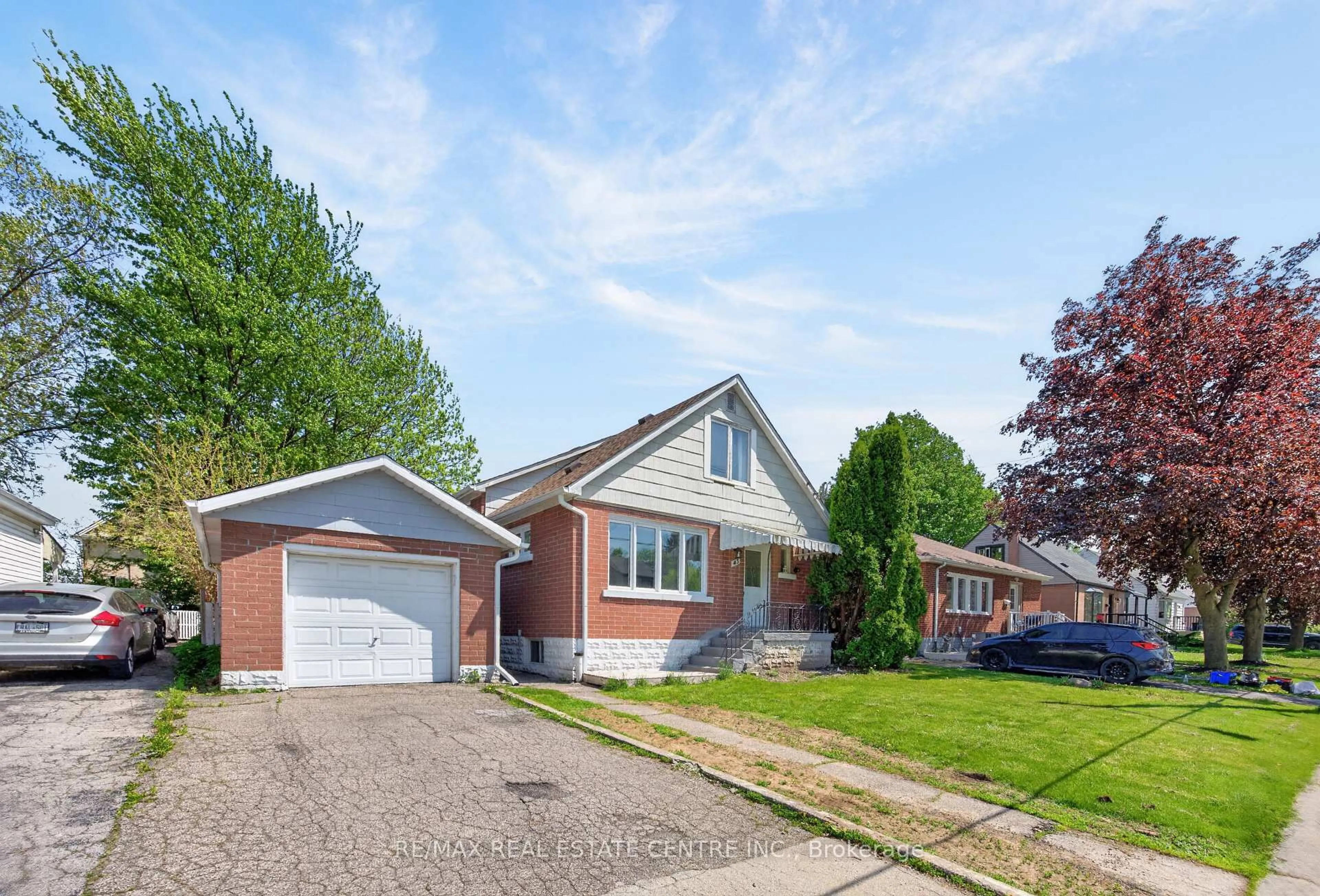 Home with brick exterior material, street for 43 West 1st St, Hamilton Ontario L9C 3B9