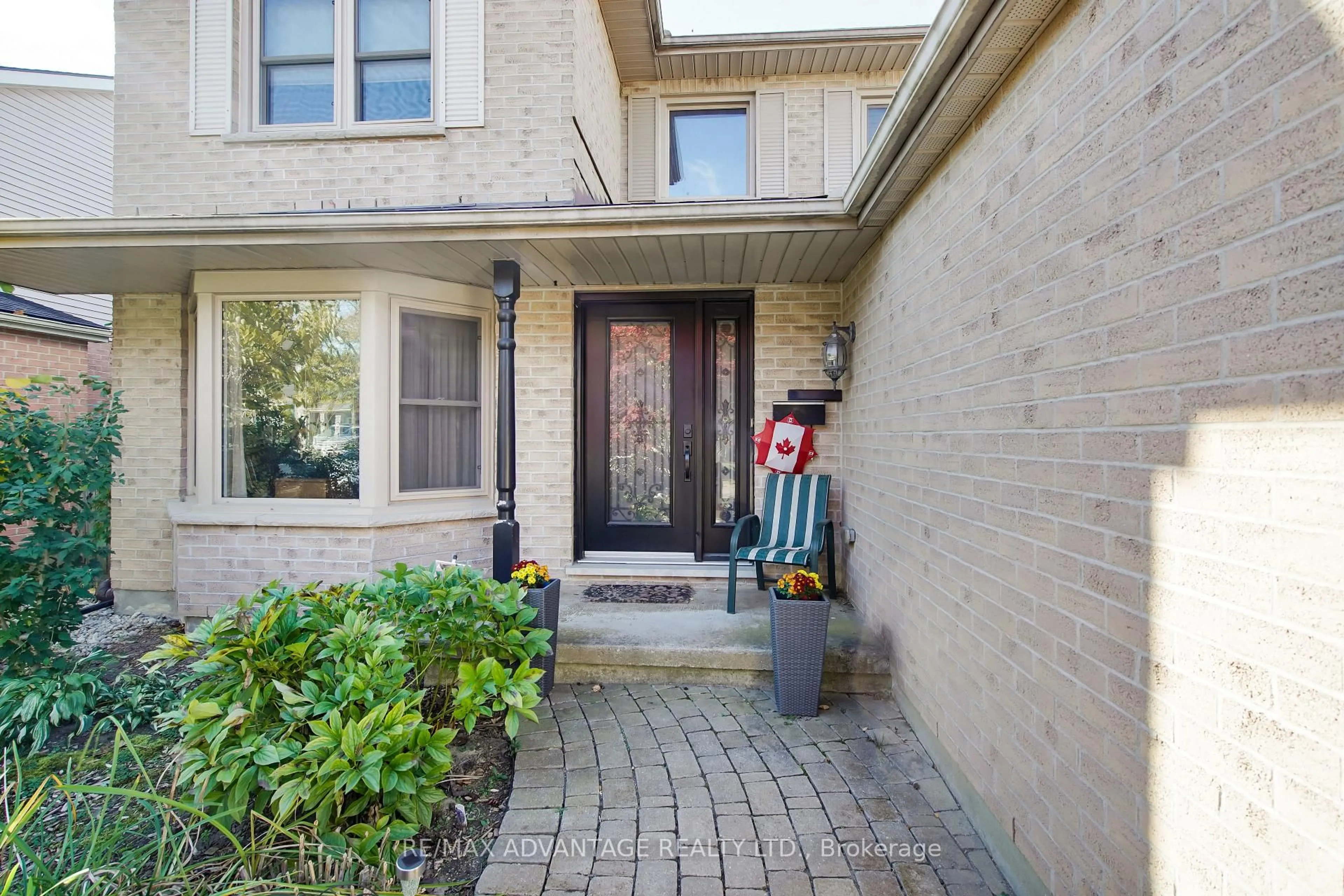 Unknown for 51 Laurel Cres, London North Ontario N6H 4X5