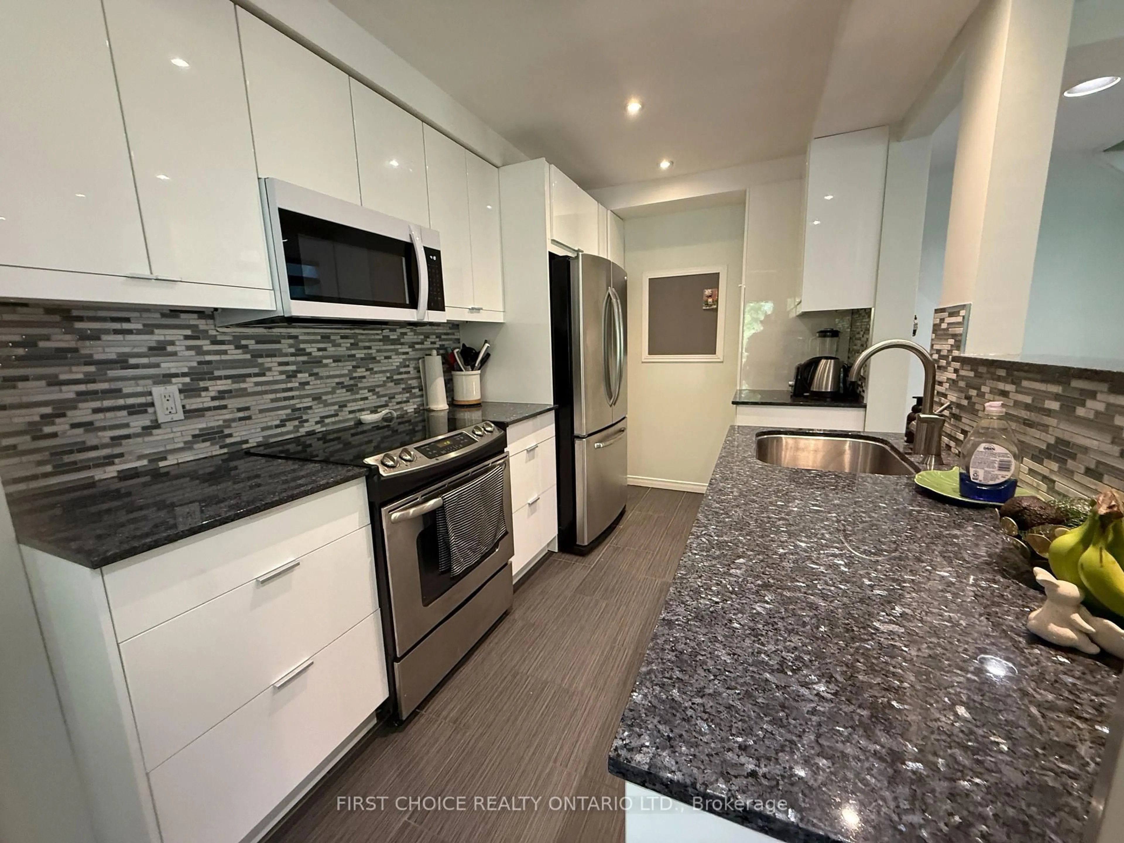 Contemporary kitchen, ceramic/tile floor for 130 Greenfield Ave #C, Ottawa Ontario K1S 5L2