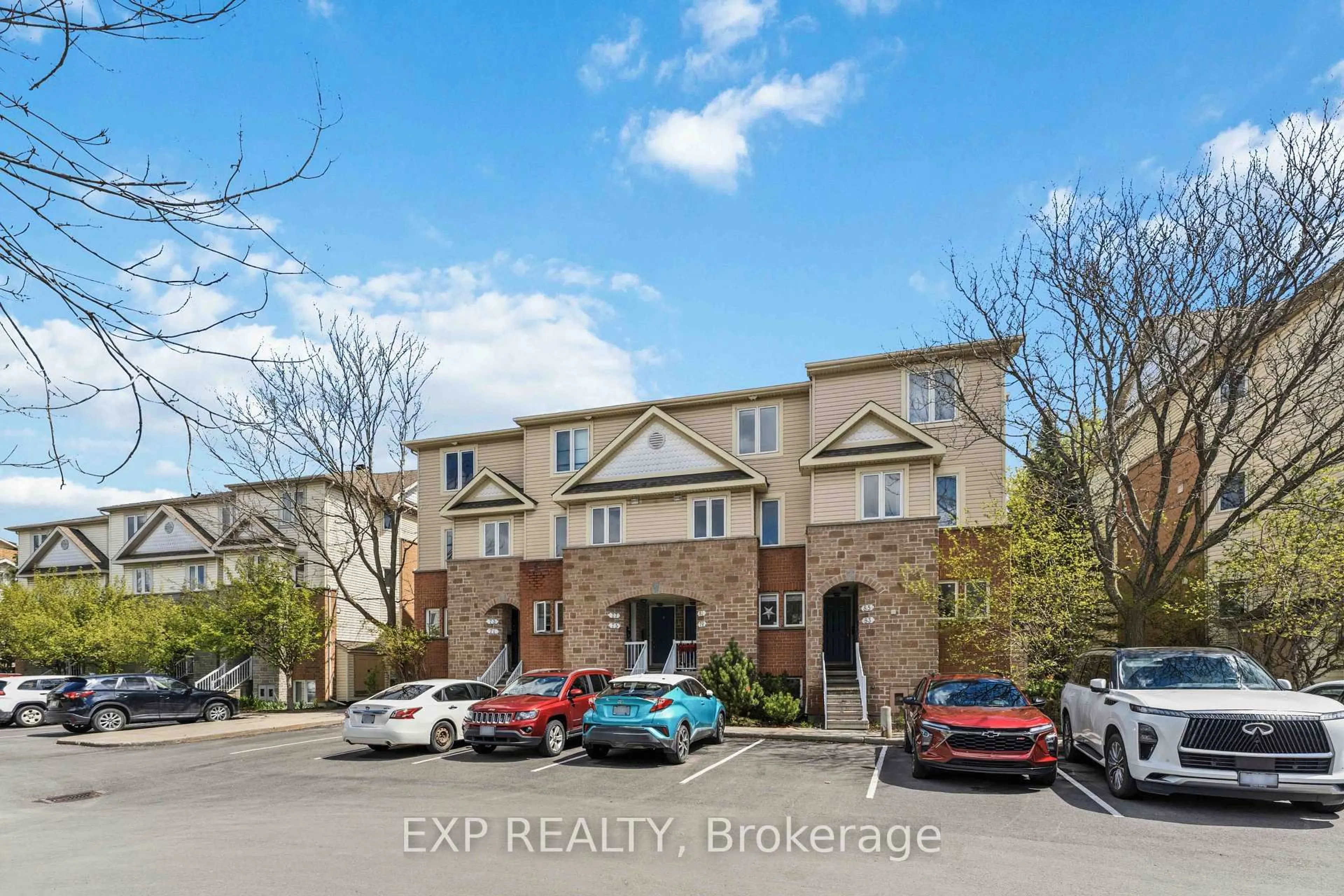 A pic from outside/outdoor area/front of a property/back of a property/a pic from drone, street for 81 Strathaven Private, Ottawa Ontario K1J 1K7