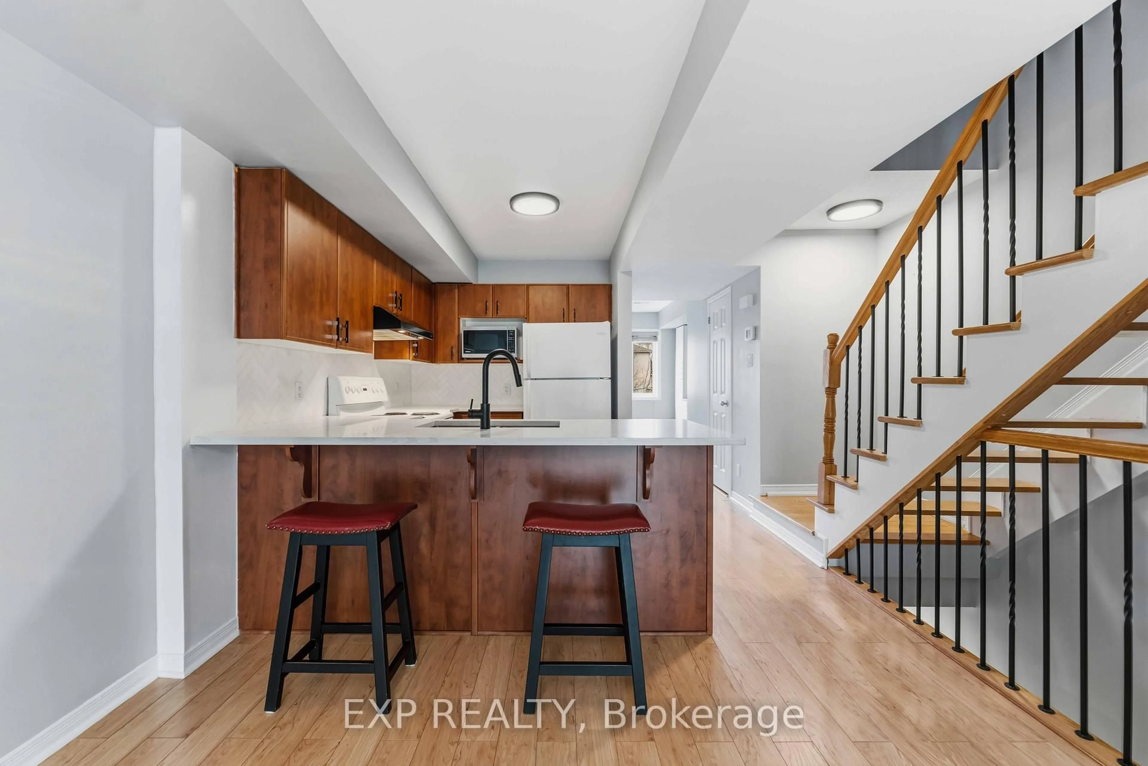 Open concept kitchen, unknown for 81 Strathaven Private, Ottawa Ontario K1J 1K7