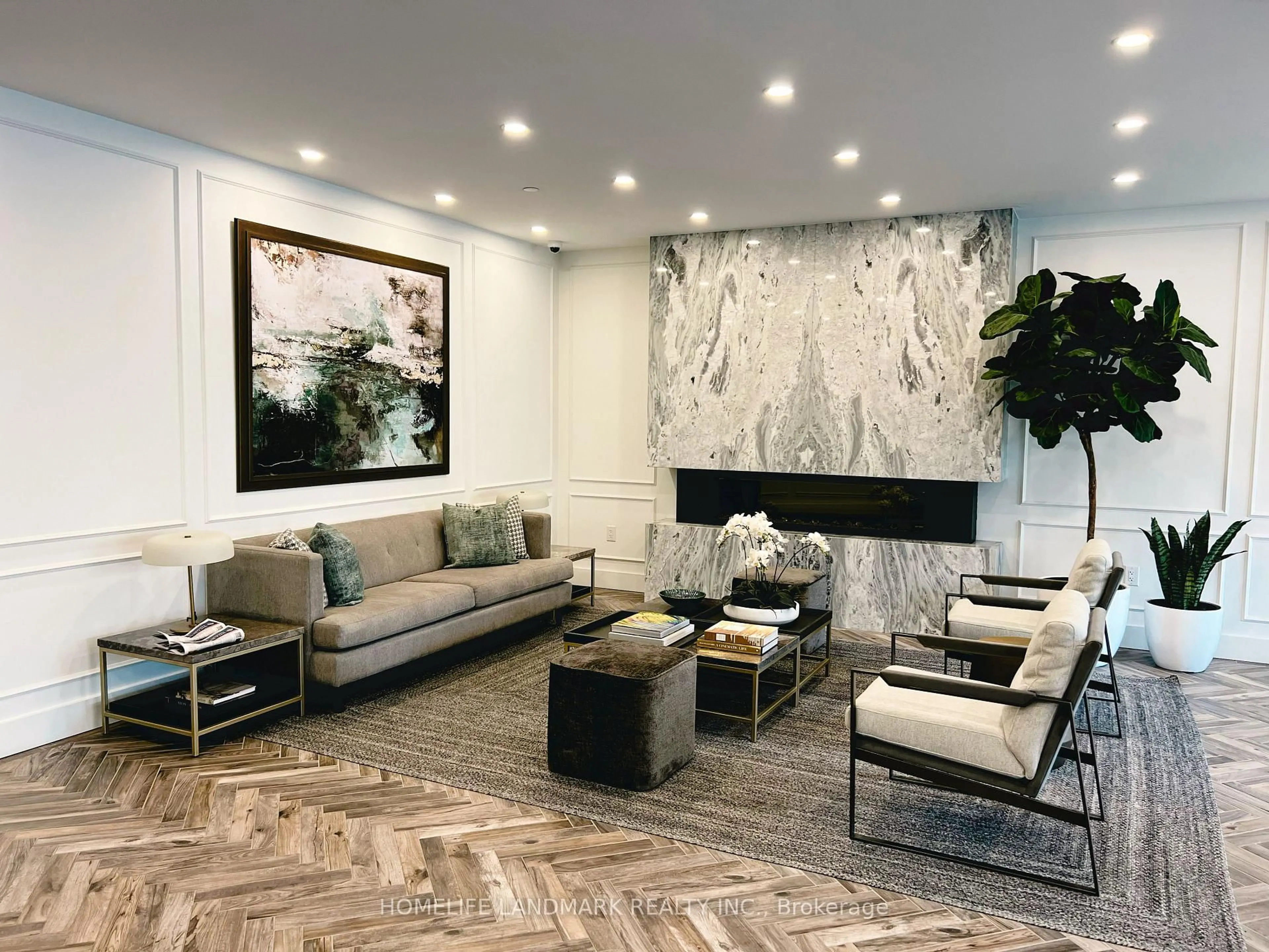 Lobby for 480 Callaway Rd #507, London North Ontario N6G 0Z3