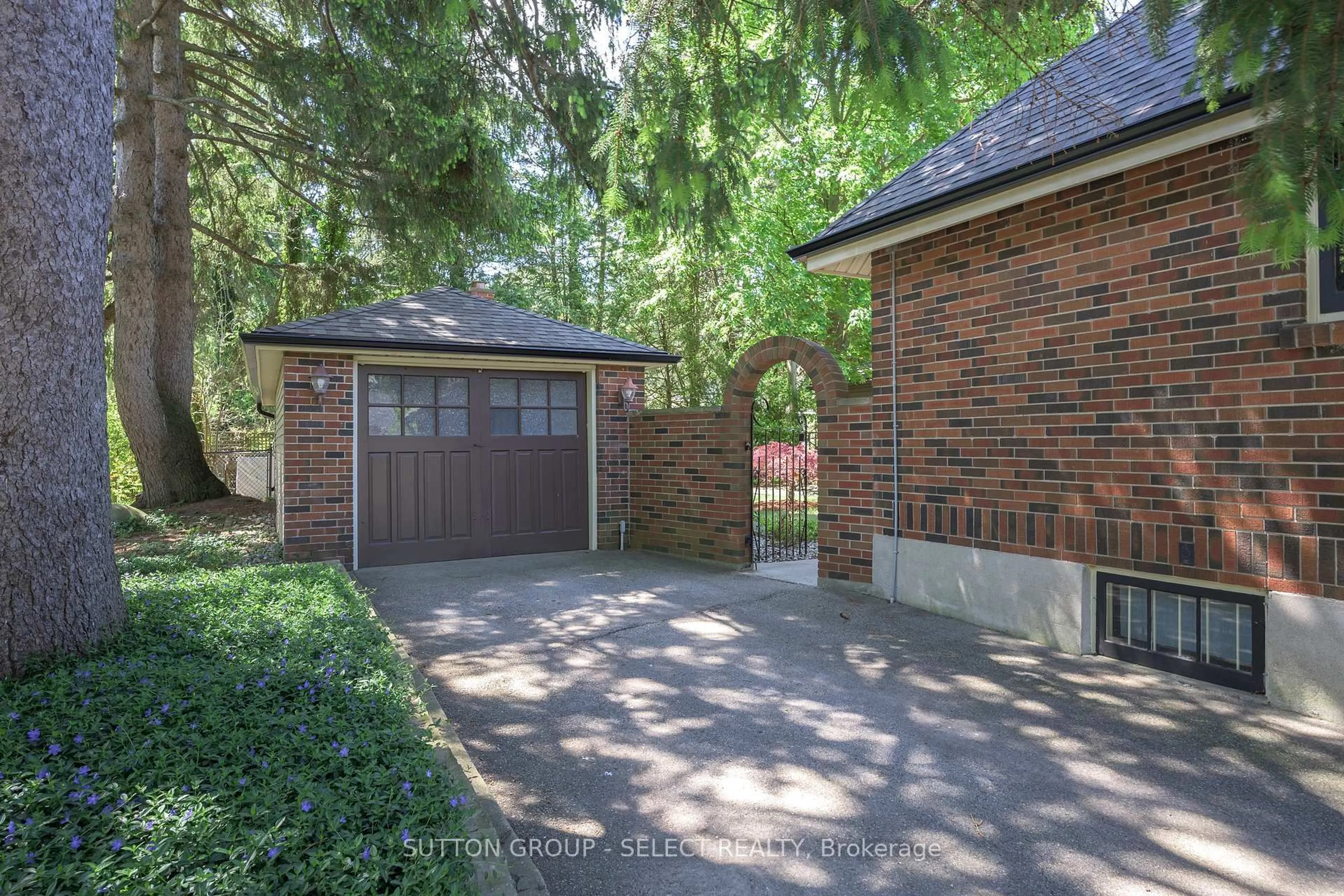 Home with brick exterior material, street for 187 Devonshire Ave, London South Ontario N6C 2H9