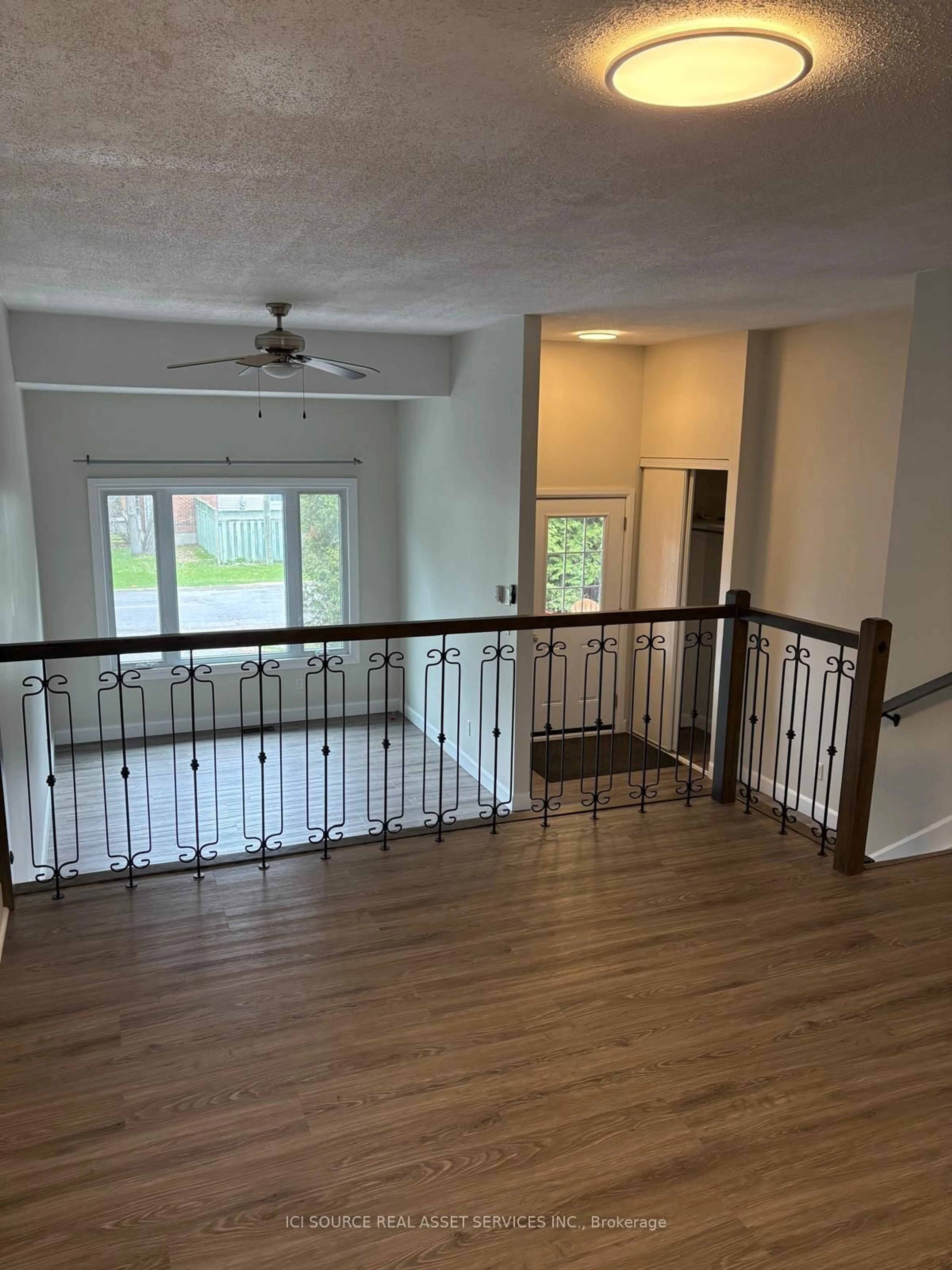 Unknown for 2 Caribou Ave, Stittsville Ontario K2S 1M5