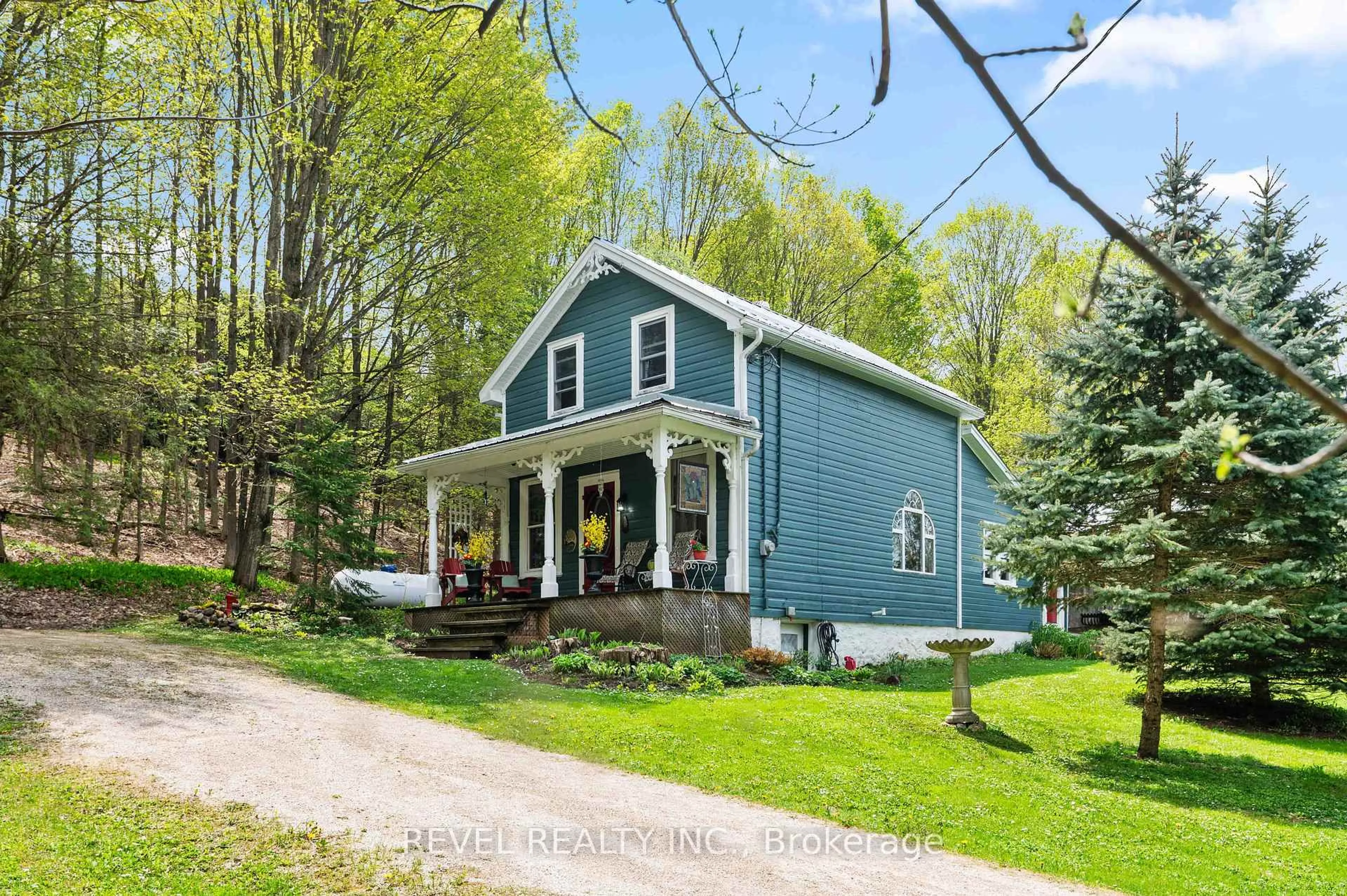Home with vinyl exterior material, street for 494456 Traverston Rd, West Grey Ontario N0H 1H0