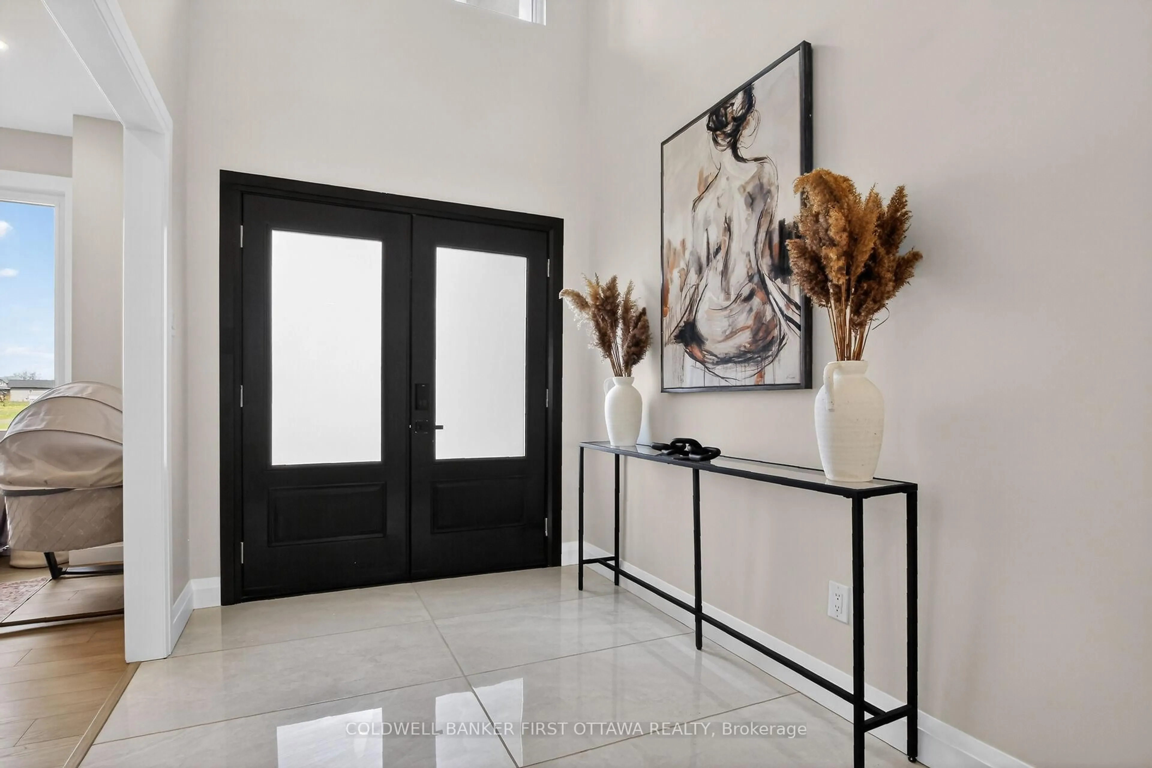 Indoor entryway for 207 Owen Lucas St, Arnprior Ontario K7S 3G8