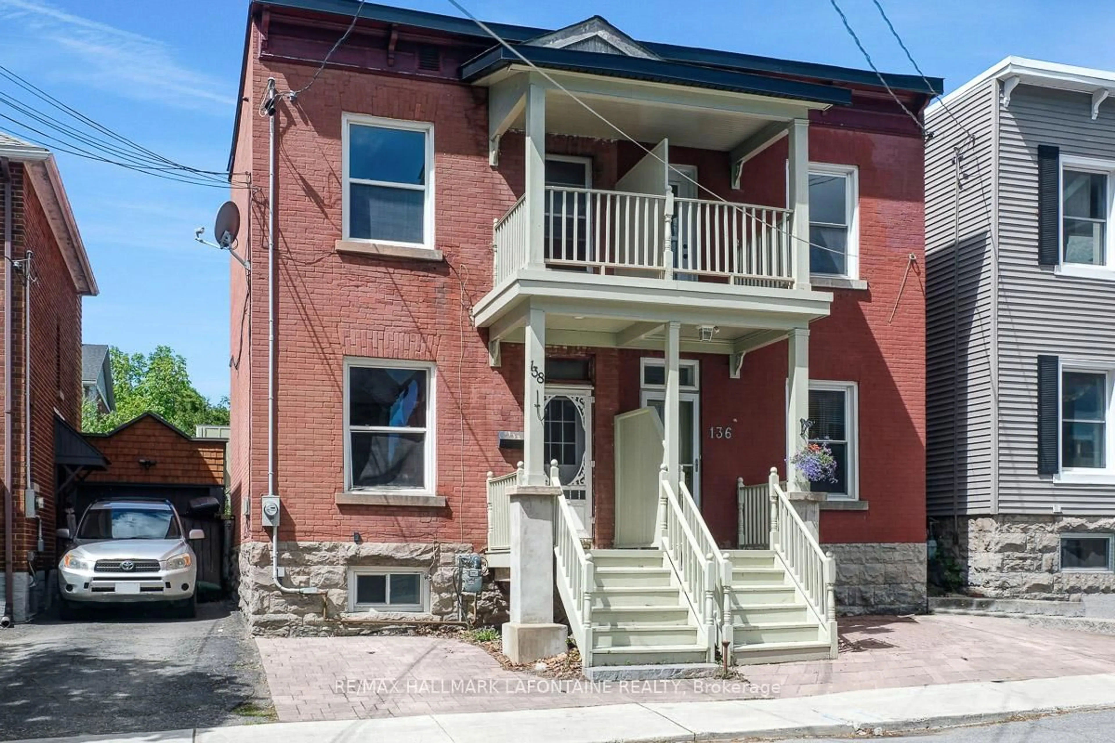 Home with brick exterior material, street for 138 Concord St, Ottawa Ontario K1S 0Z4