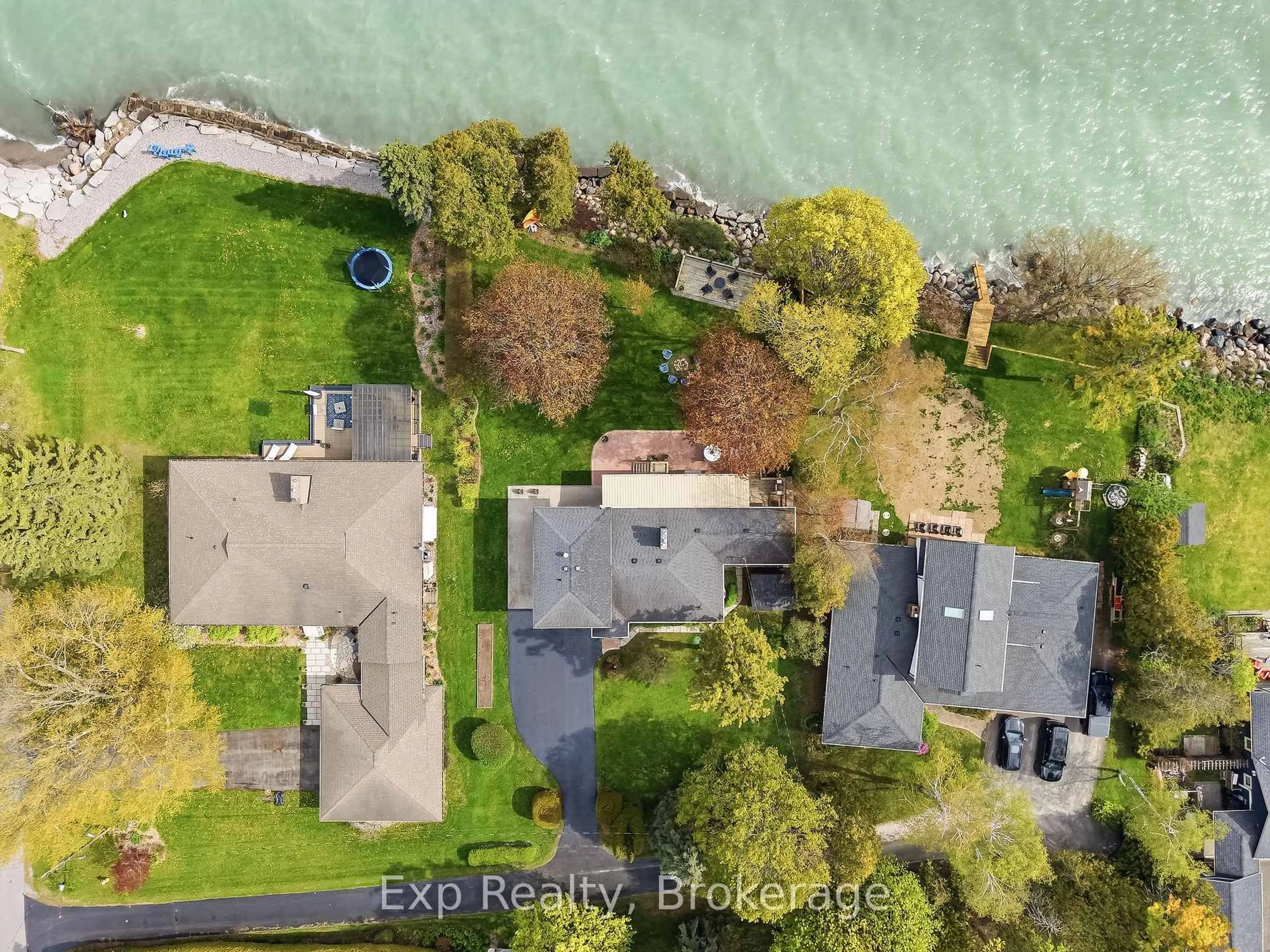 A pic from outside/outdoor area/front of a property/back of a property/a pic from drone, water/lake/river/ocean view for 10 Cedar Lea St, Cobourg Ontario K9A 2C6