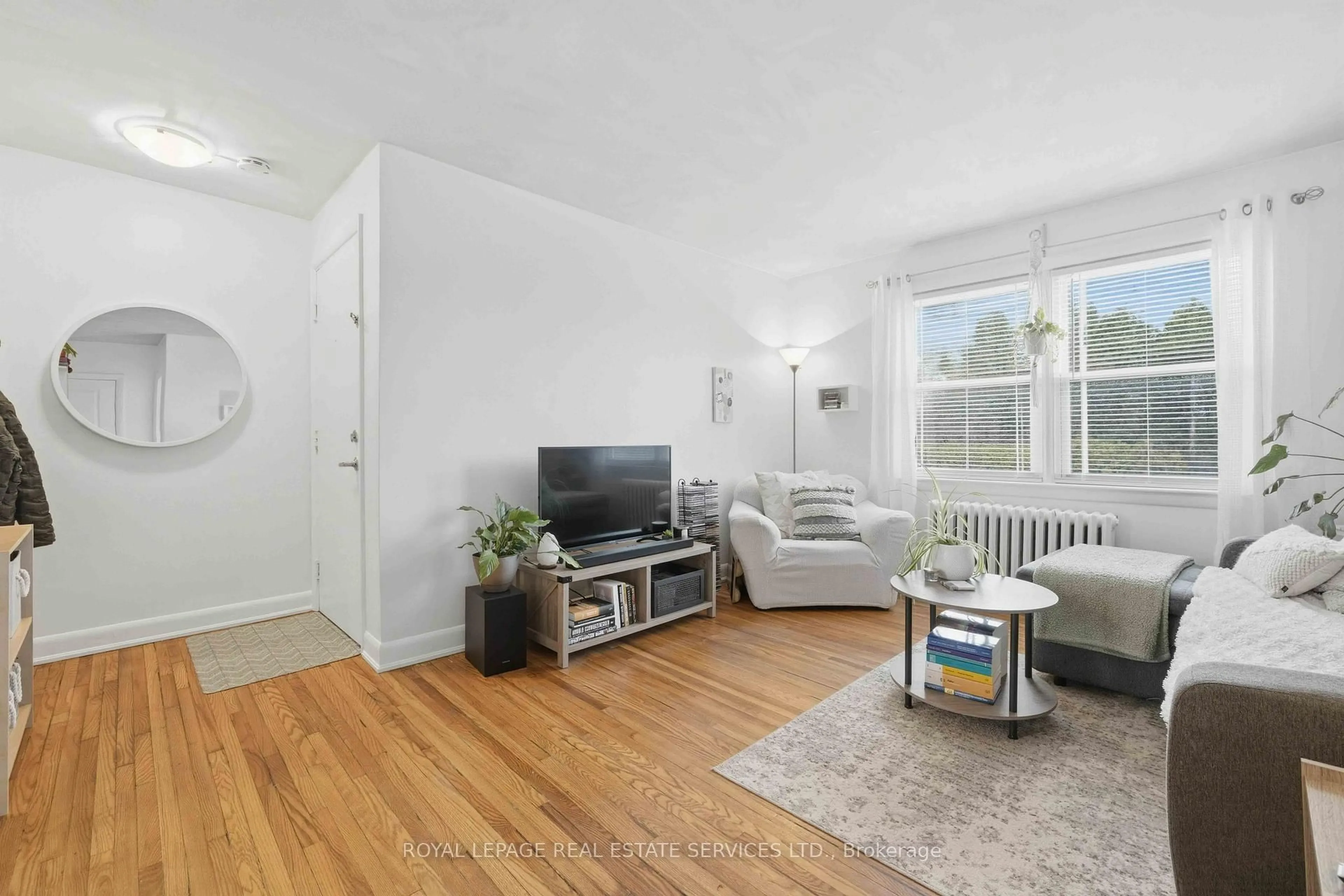 Living room with furniture, unknown for 1028 Johnson St, Kingston Ontario K7M 2N4