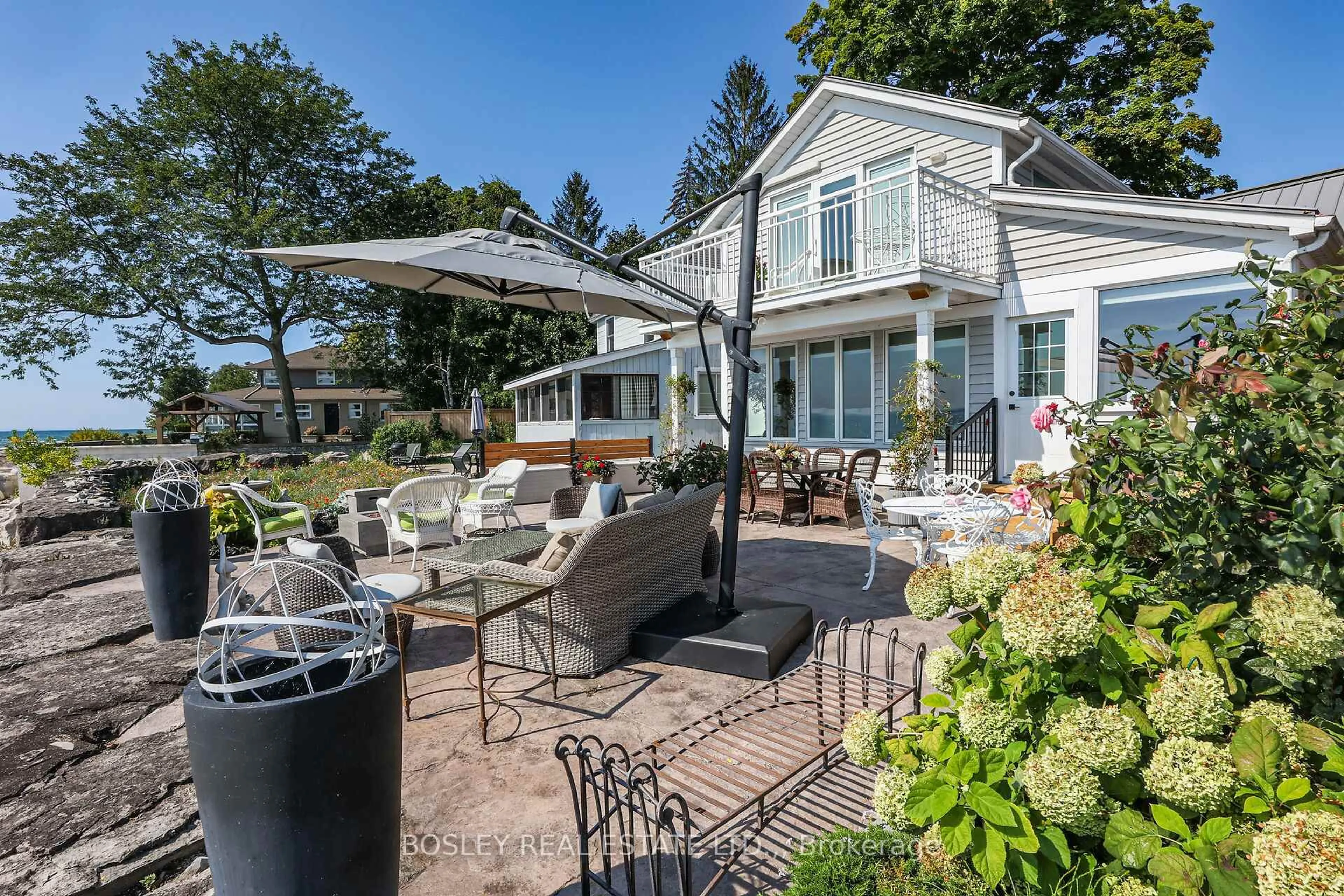 Patio, unknown for 3711 CRYSTAL BEACH Dr, Fort Erie Ontario L0S 1B0