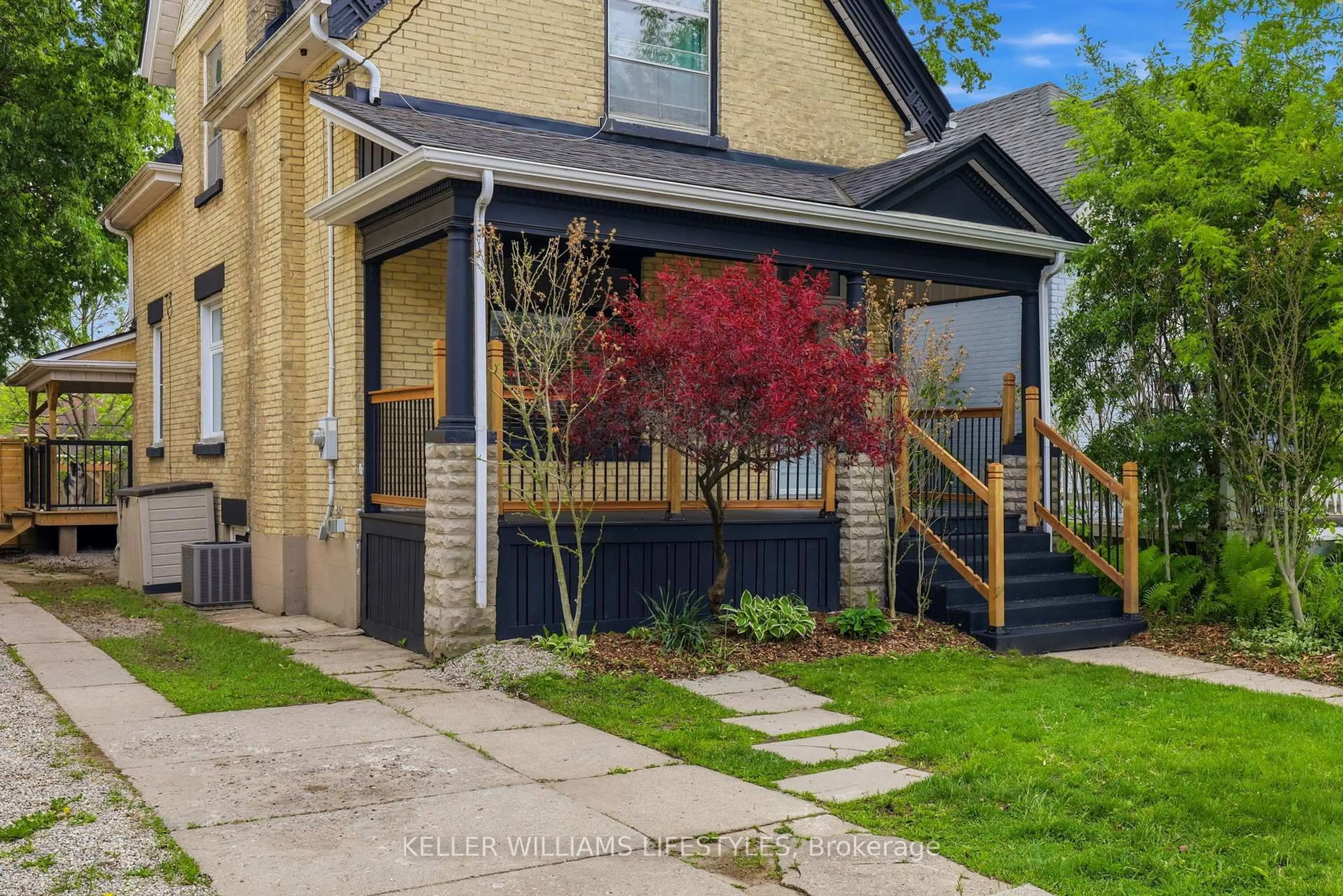 Home with brick exterior material, street for 1193 York St, London East Ontario N5W 2T8