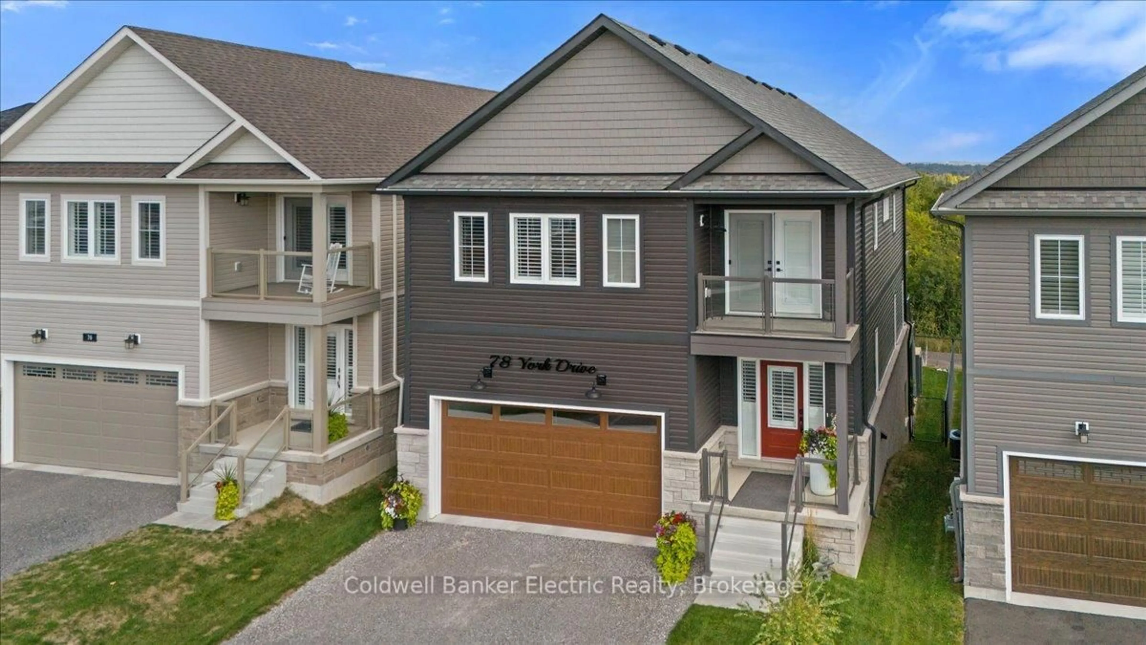 Home with vinyl exterior material, street for 78 York Dr, Peterborough Ontario K9K 0H7