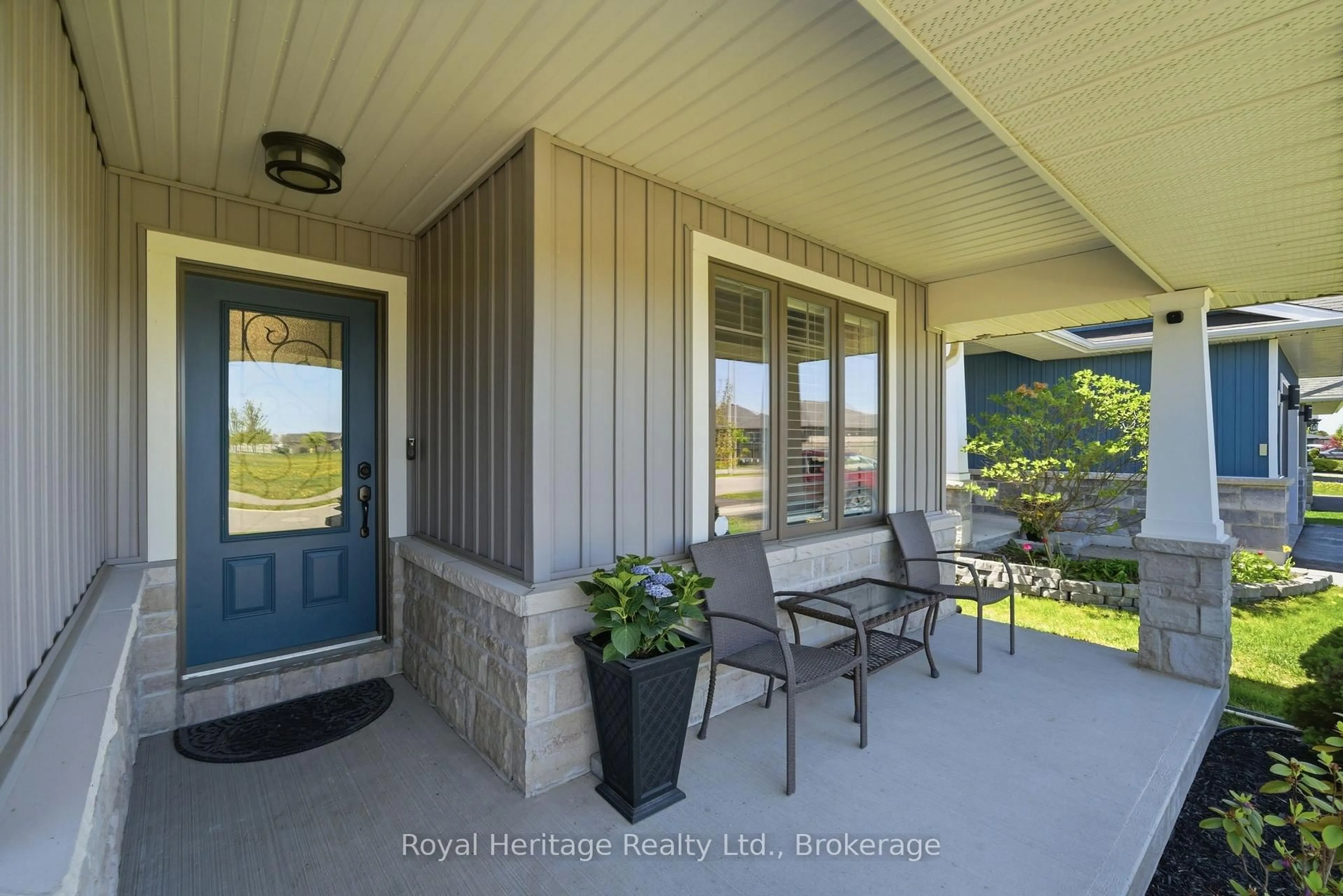 Indoor entryway for 58 Glenview Cres, Belleville Ontario K8P 0G3