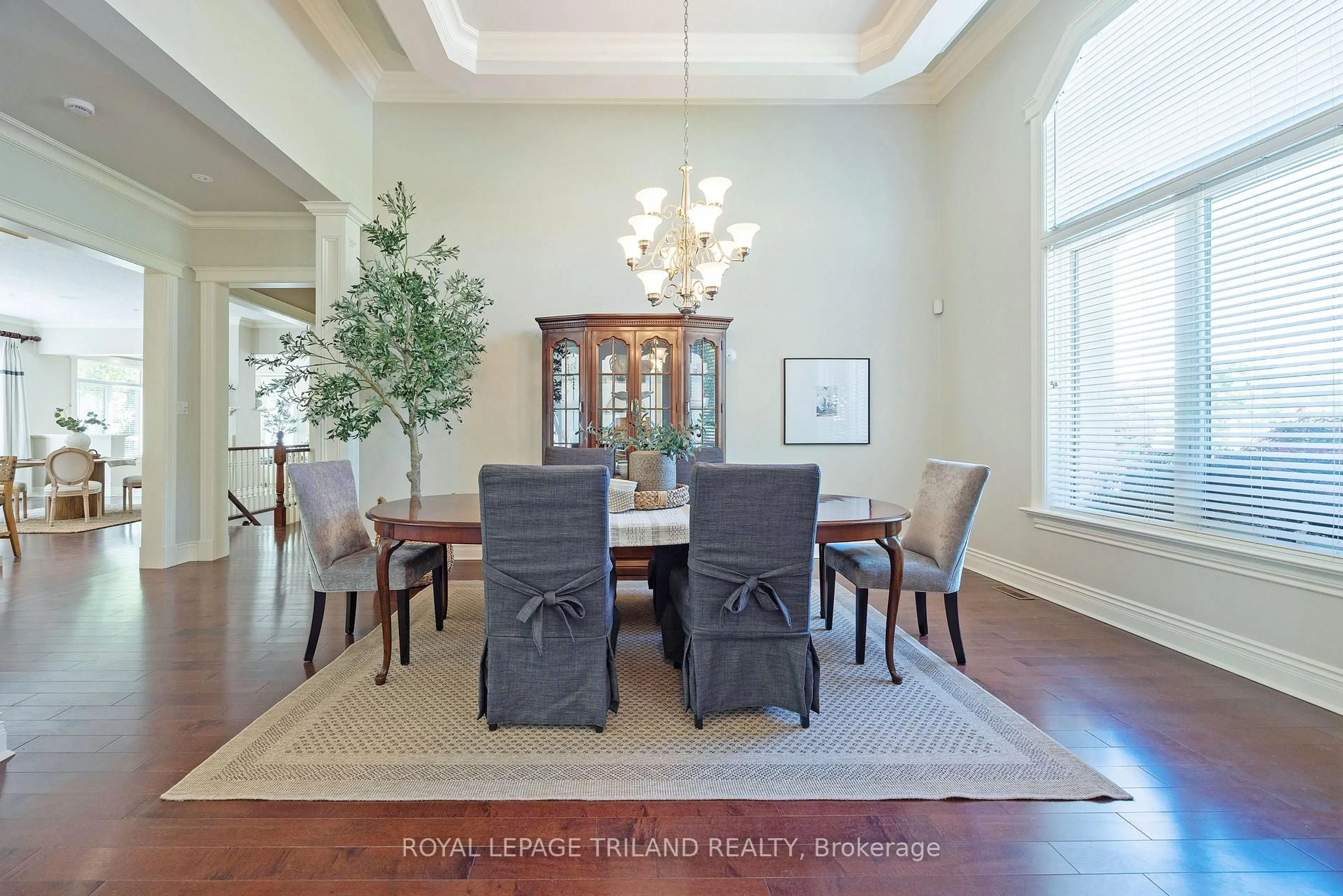 Dining room, unknown for 1353 Shore Rd, London South Ontario N6K 4Z8