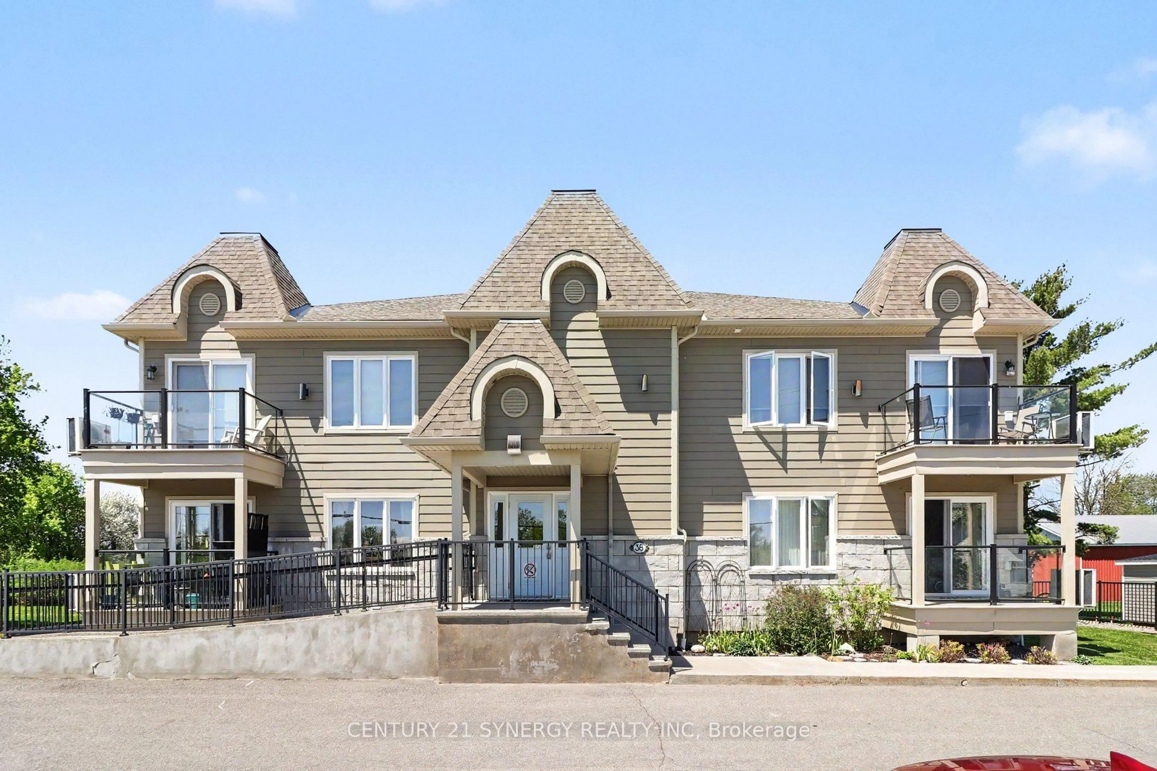 Unknown for 38 Charles St #206, North Stormont Ontario K0A 1R0