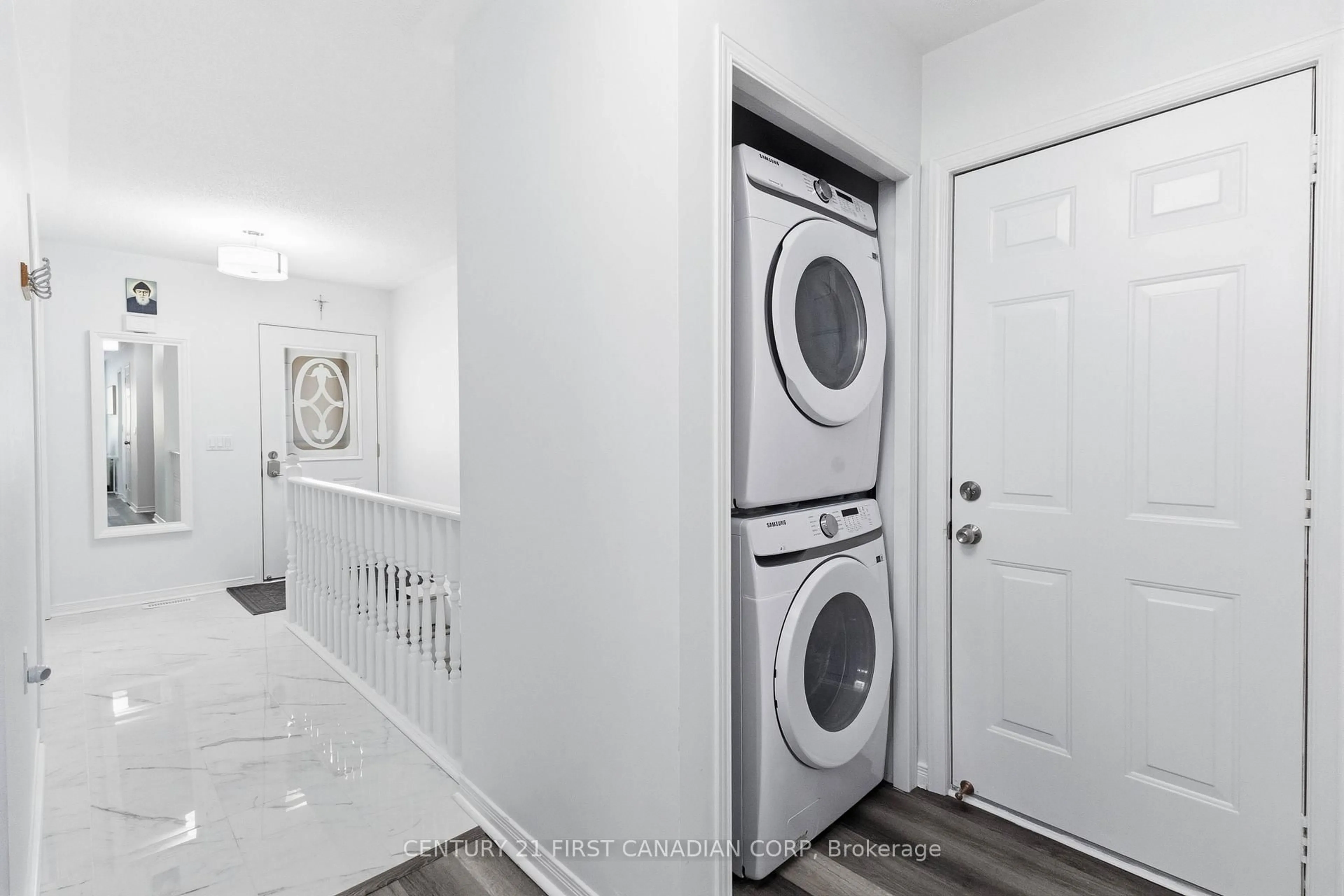 Laundry room for 20 Kernohan Pkwy #23, London South Ontario N6J 4Y3