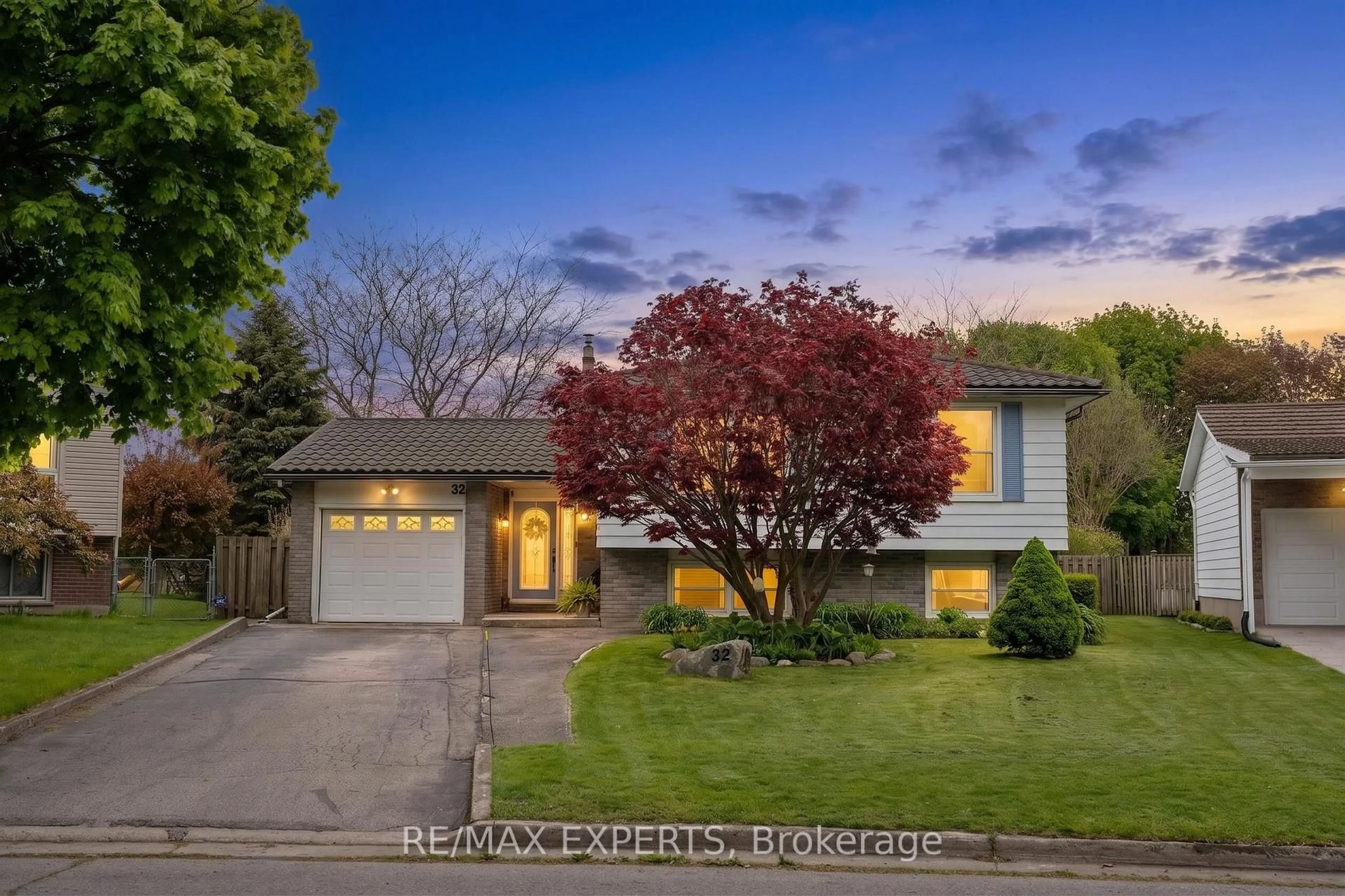 Unknown for 32 Crestlynn Cres, Norfolk Ontario N3Y 4V8