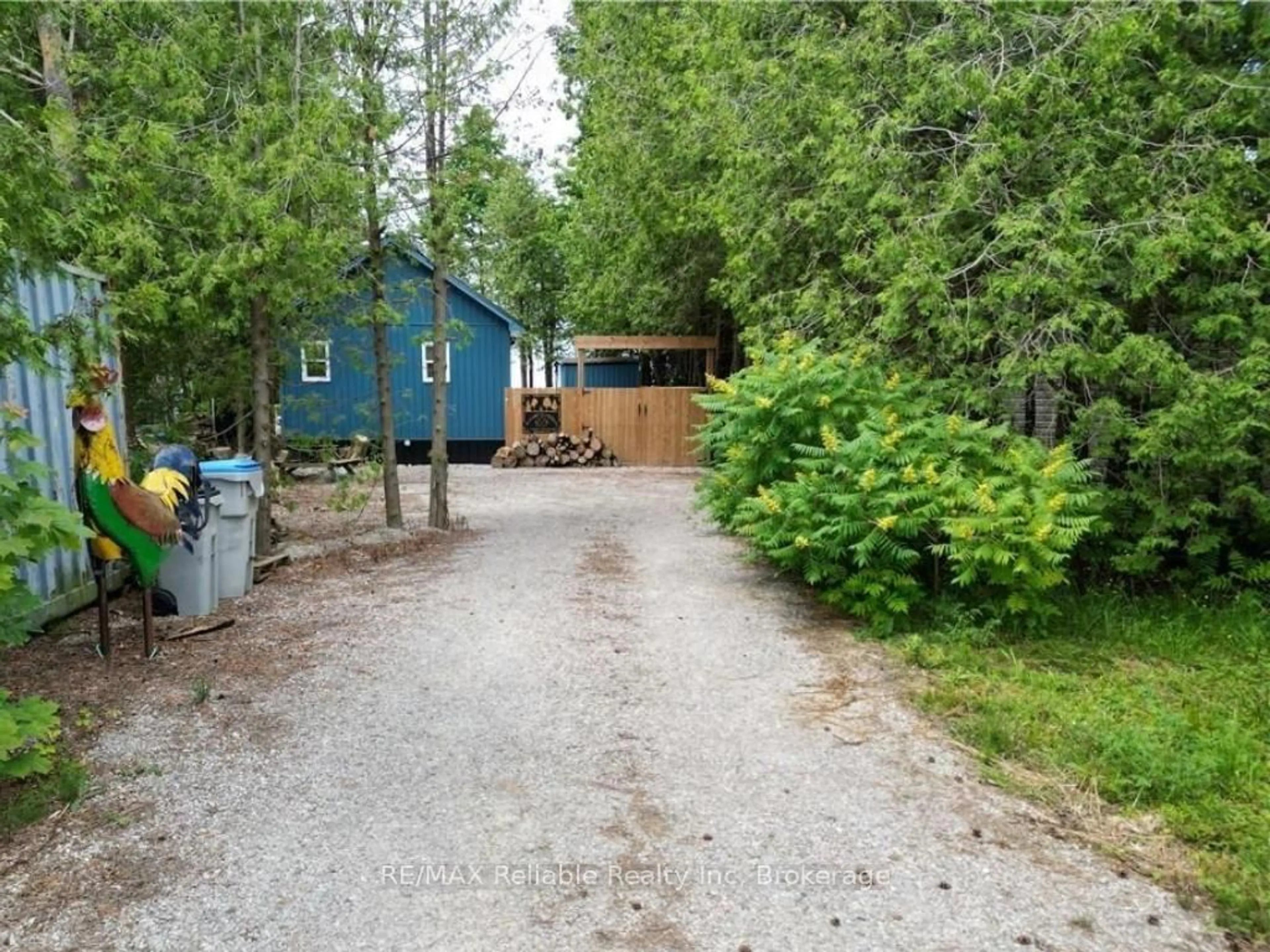 Shed for 79265 Fuller Dr, Central Huron Ontario N7A 3X8