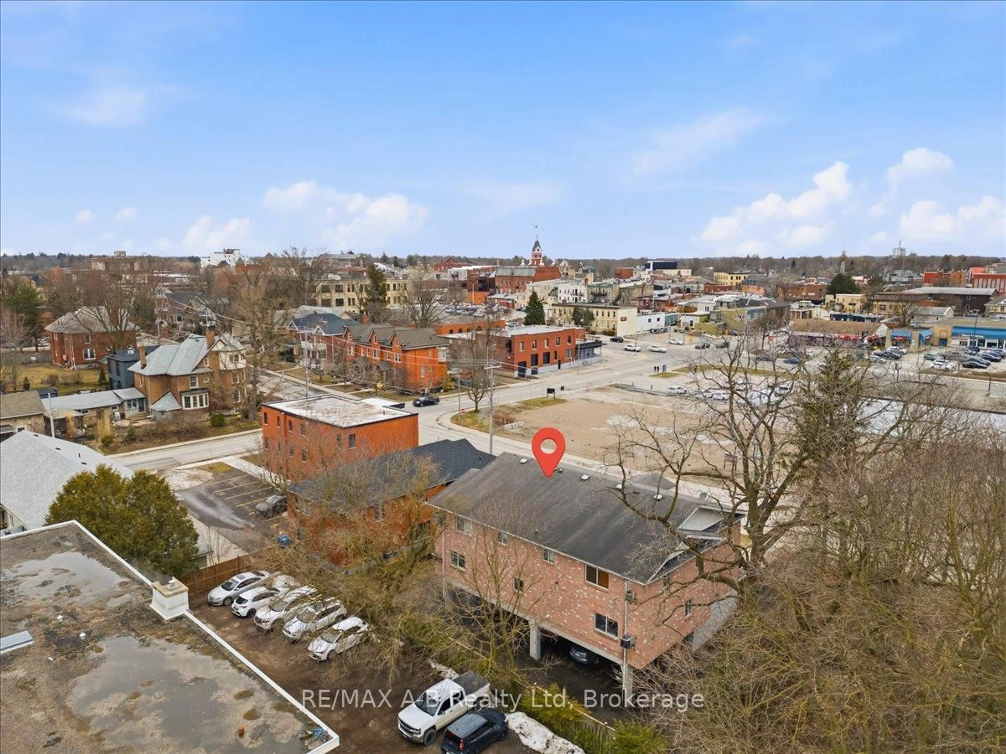 A pic from outside/outdoor area/front of a property/back of a property/a pic from drone, unknown for 84 Church St #1, Stratford Ontario N5A 2R2