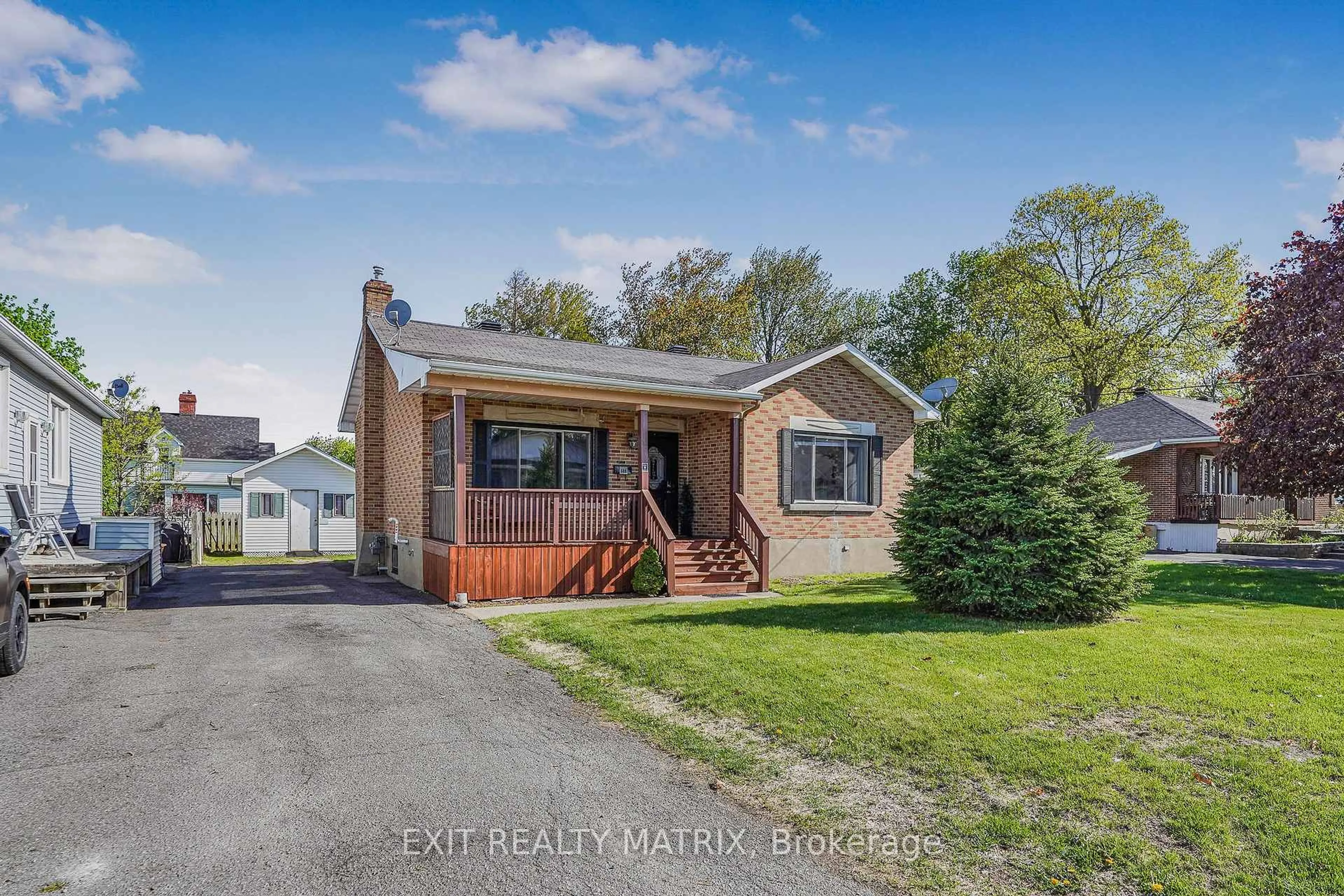 Unknown for 589 Lafleche Rd, Hawkesbury Ontario K6A 1N3