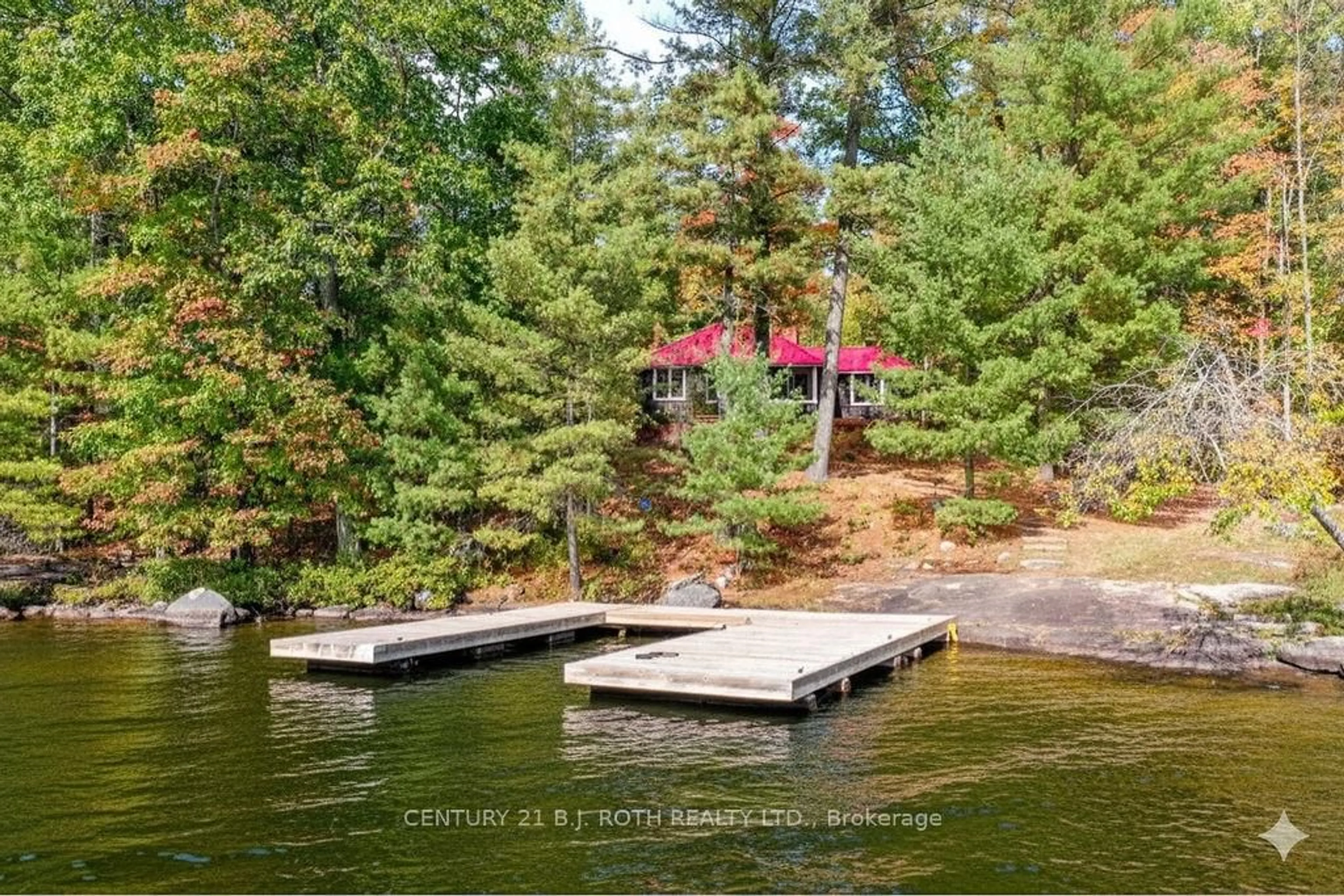 A pic from outside/outdoor area/front of a property/back of a property/a pic from drone, water/lake/river/ocean view for 756 Browning Island, Bracebridge Ontario P1L 1X2