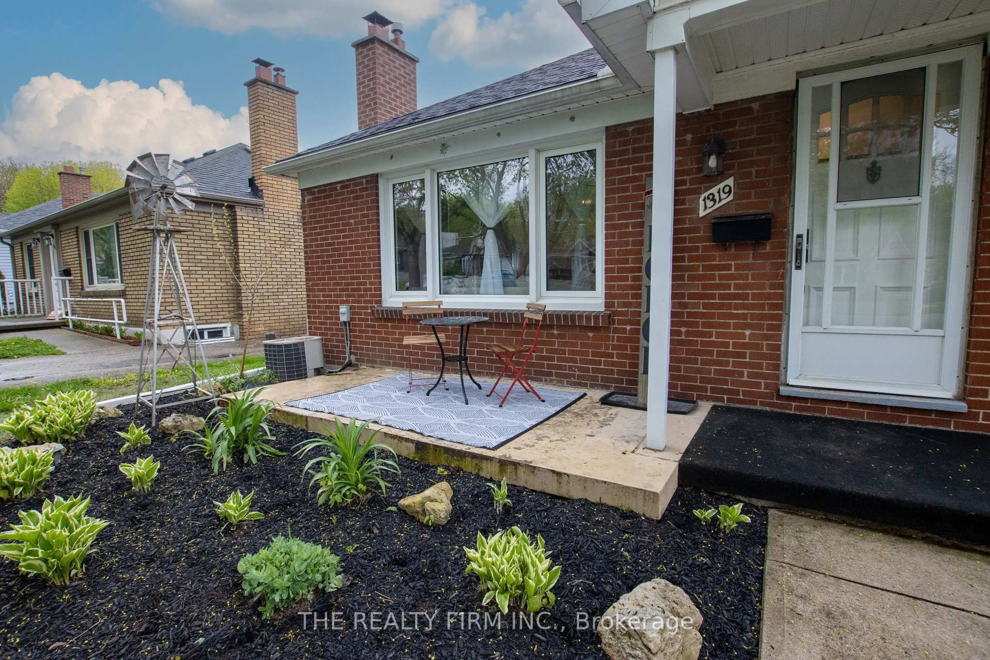 Home with brick exterior material, street for 1319 Wilton Ave, London East Ontario N5W 2H5